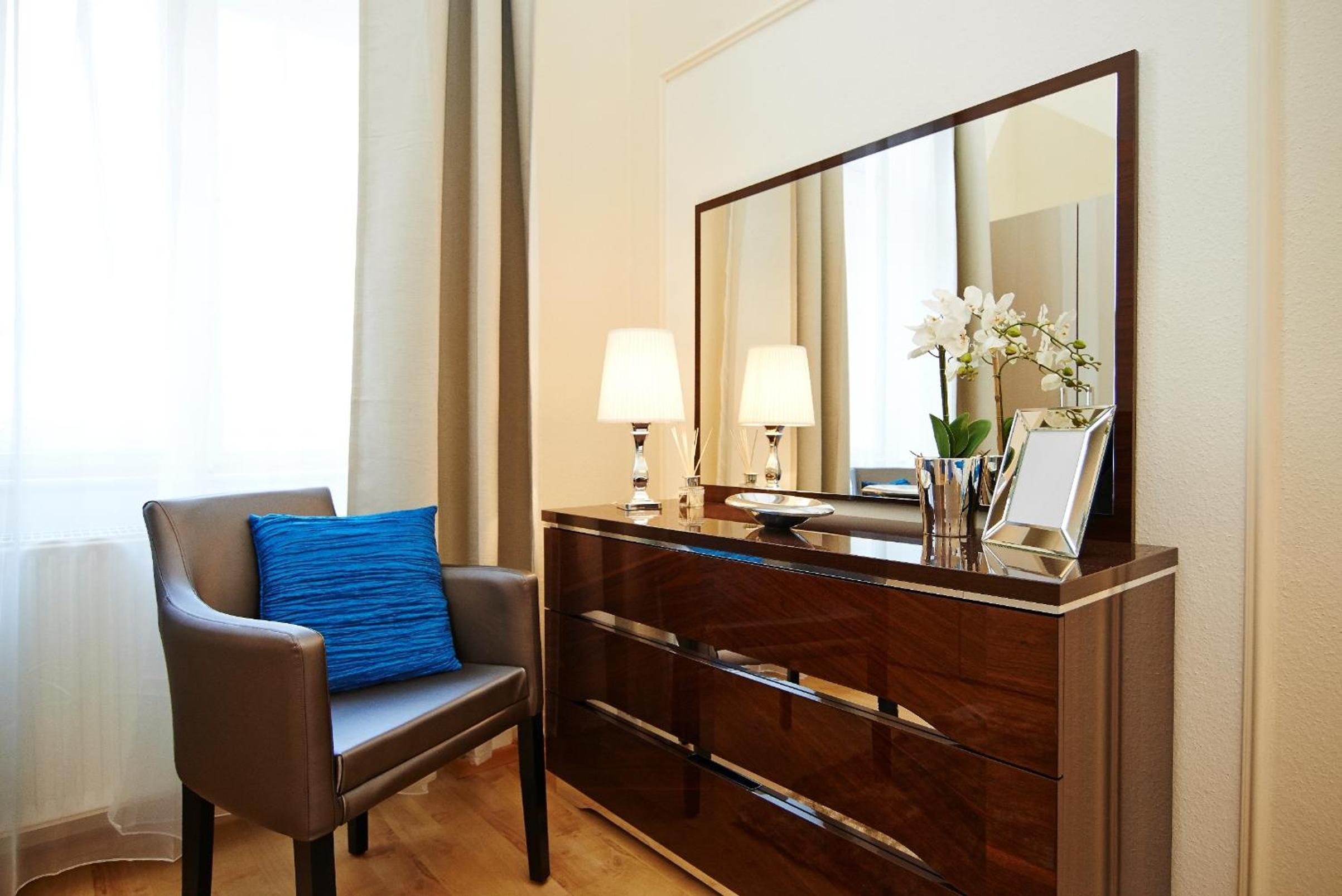 Deluxe Apartment