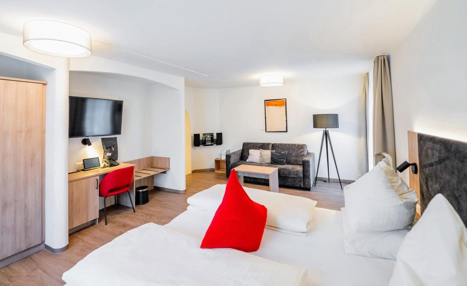 Suite with Terrace photo 1