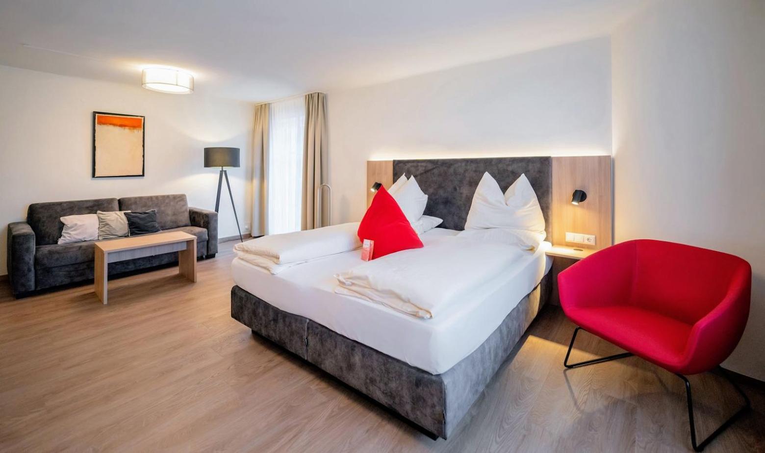 Suite with Terrace photo 2