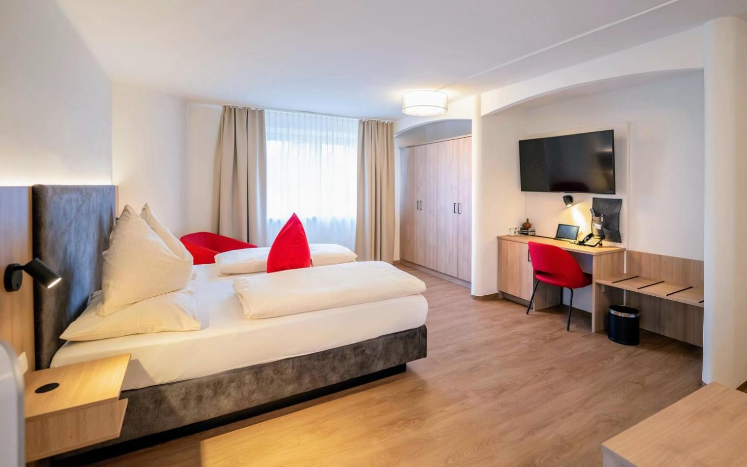 Suite with Terrace photo 3