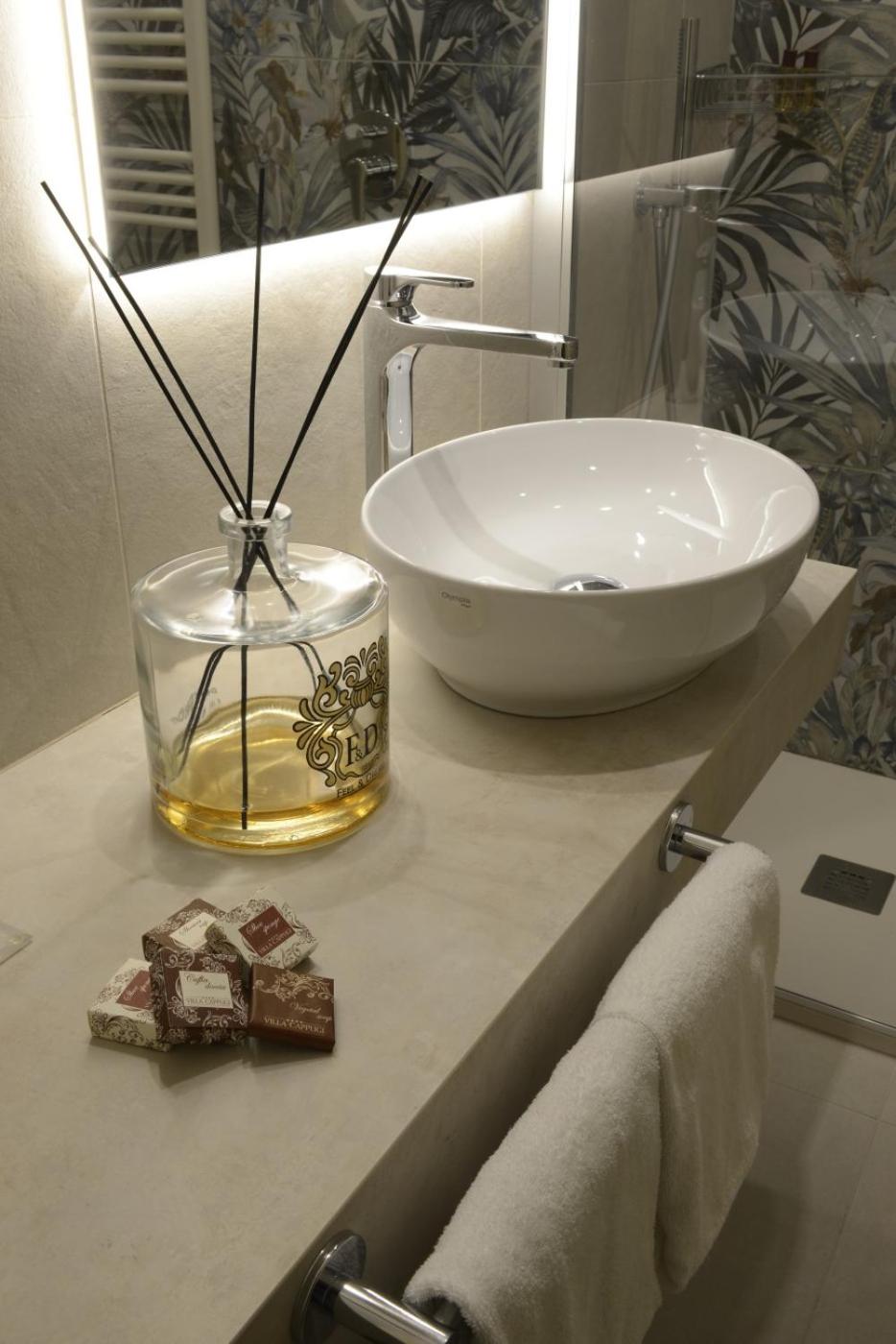 Deluxe Double or Twin Room with Balcony - Photo 13