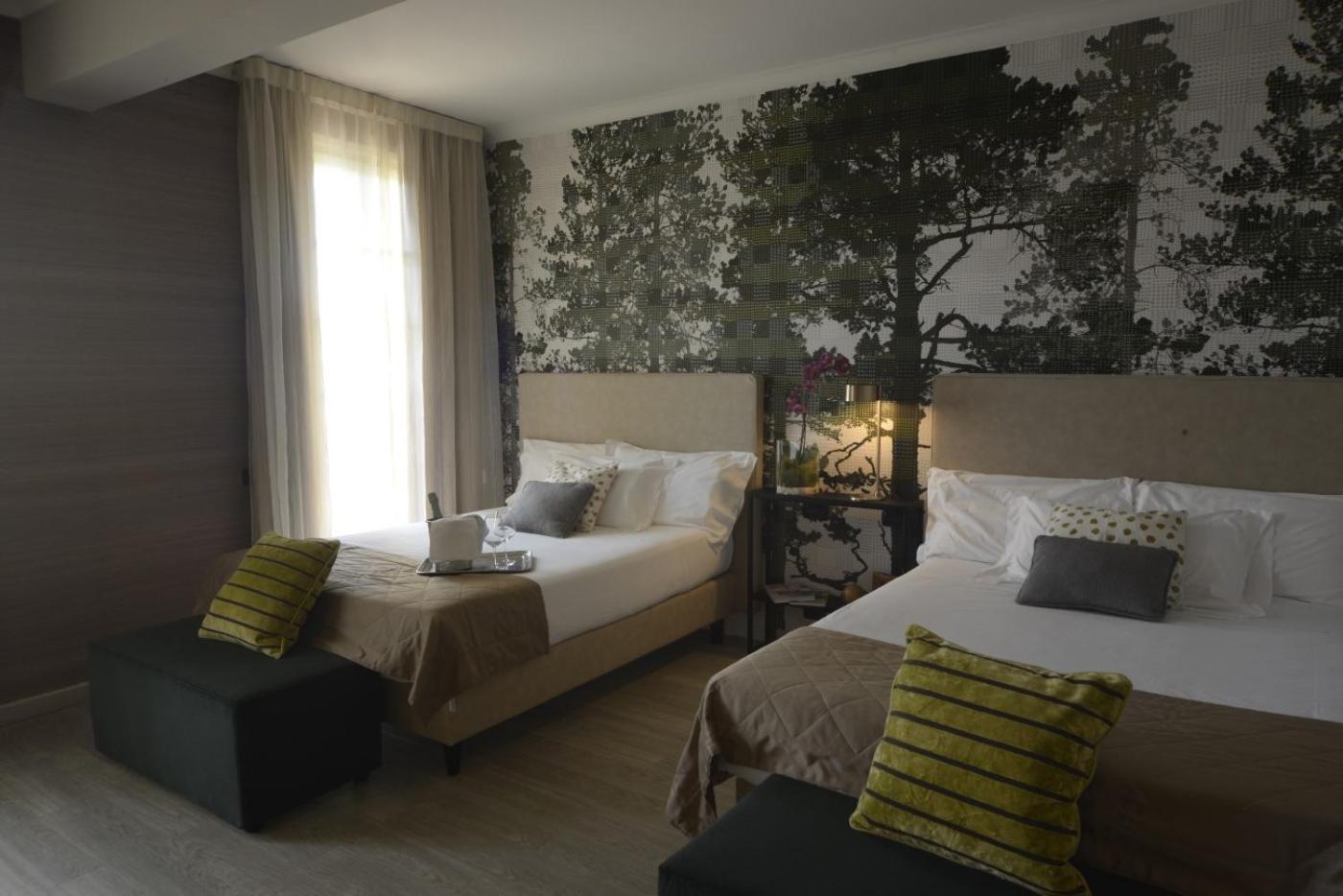 Deluxe Double or Twin Room with Balcony - Photo 8