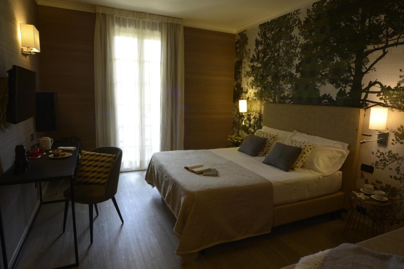 Deluxe Double or Twin Room with Balcony - Photo 10