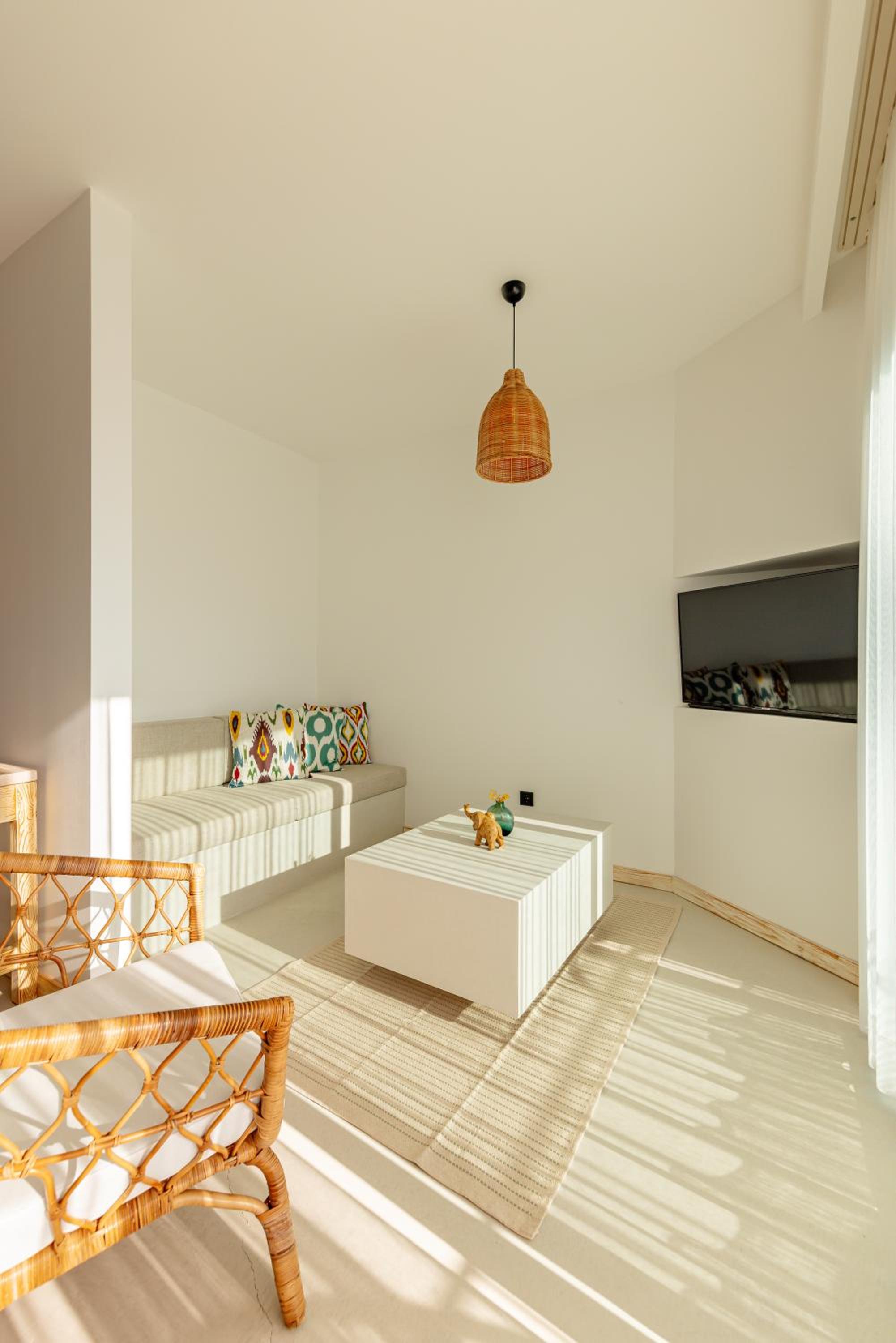 Suite with Sea View - Photo 4