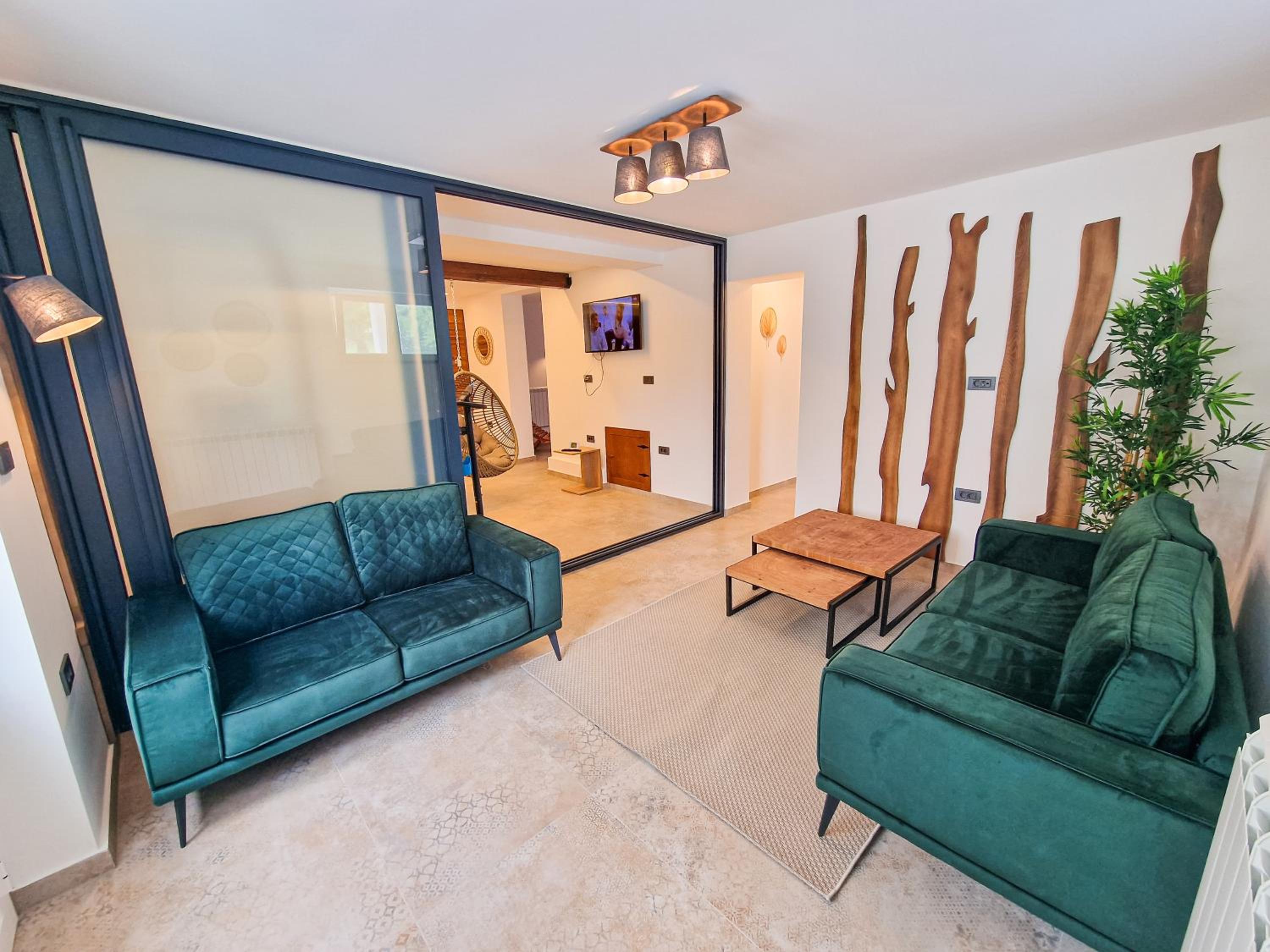 Three-Bedroom Villa photo 2