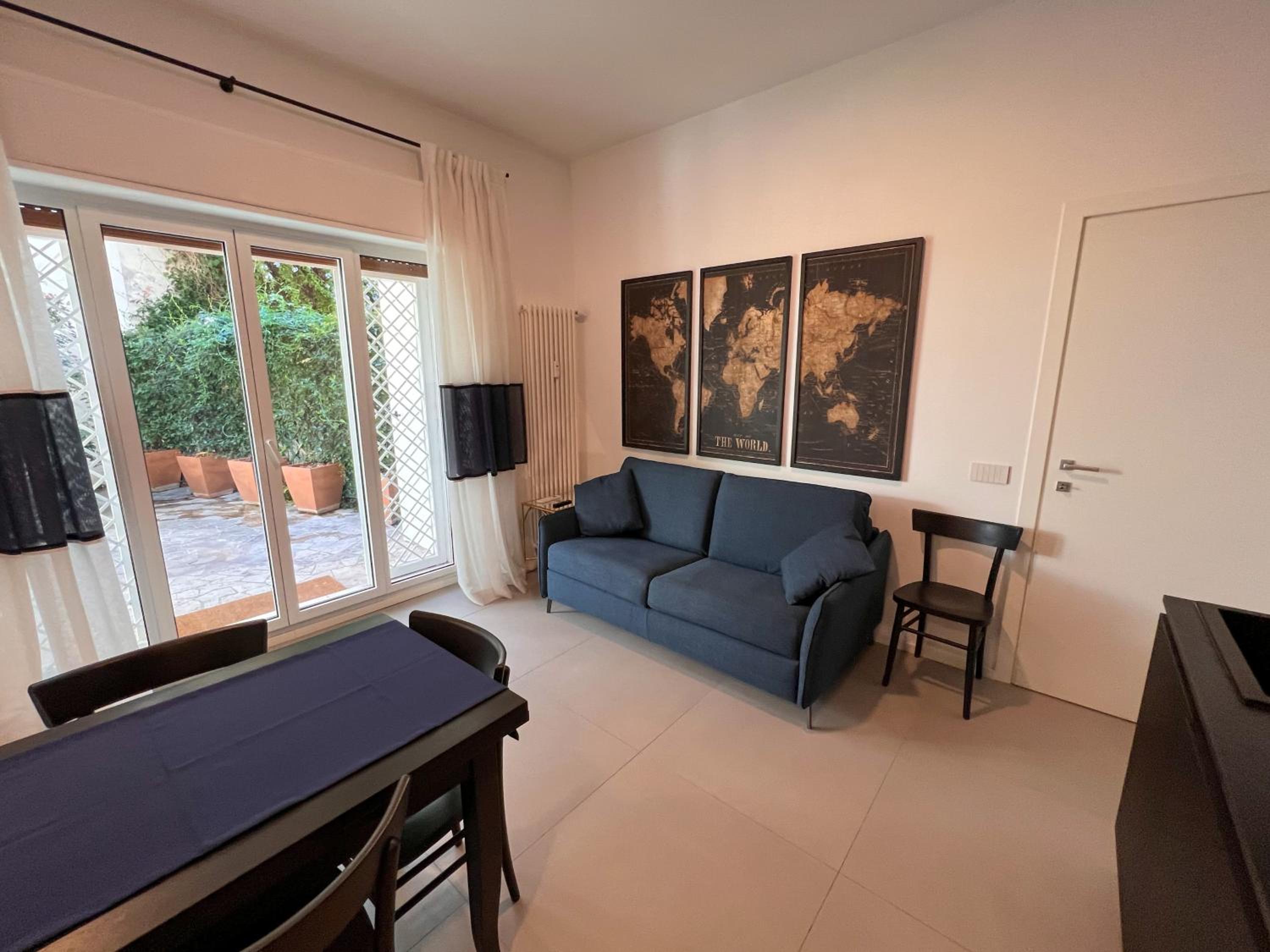 One-Bedroom Apartment