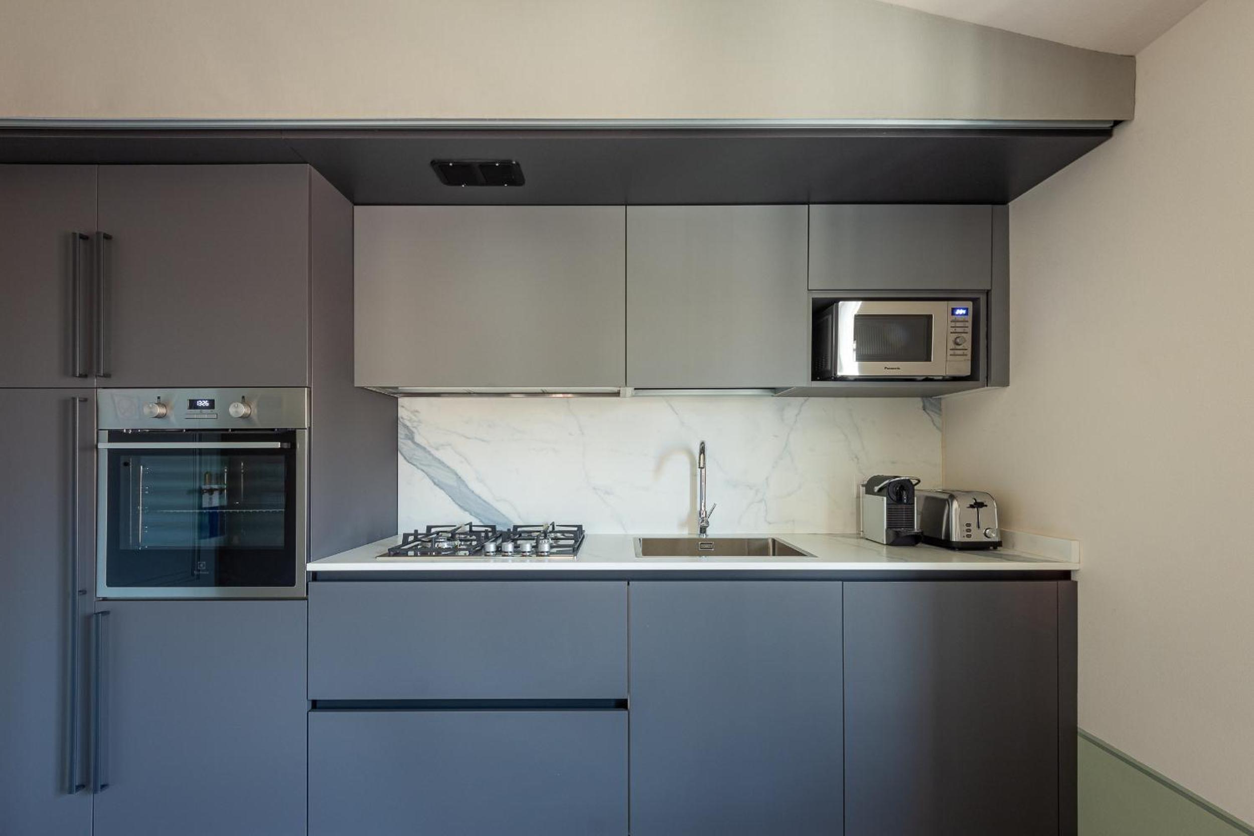One-Bedroom Split Level Residence Jacinthe - Photo 11