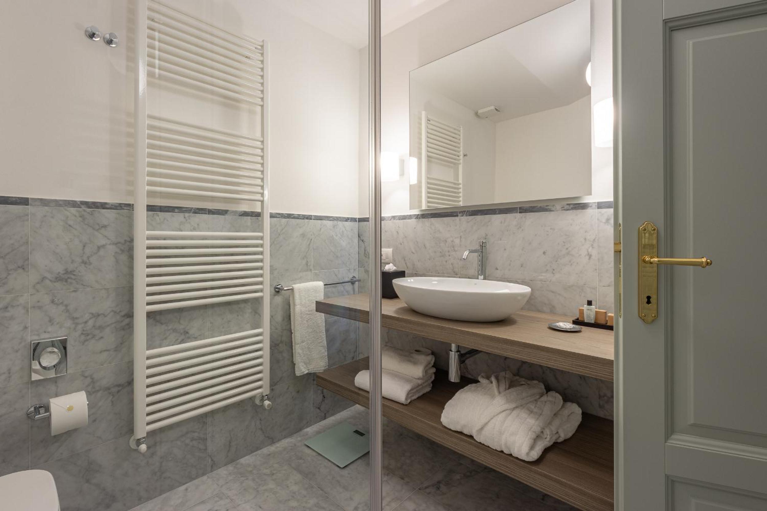 Two-Bedroom Residence Tulipe - Photo 12