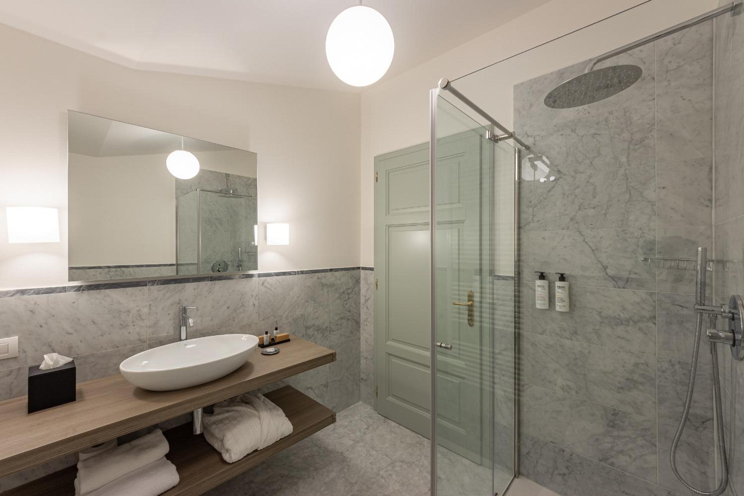 Two-Bedroom Residence Tulipe - Photo 11