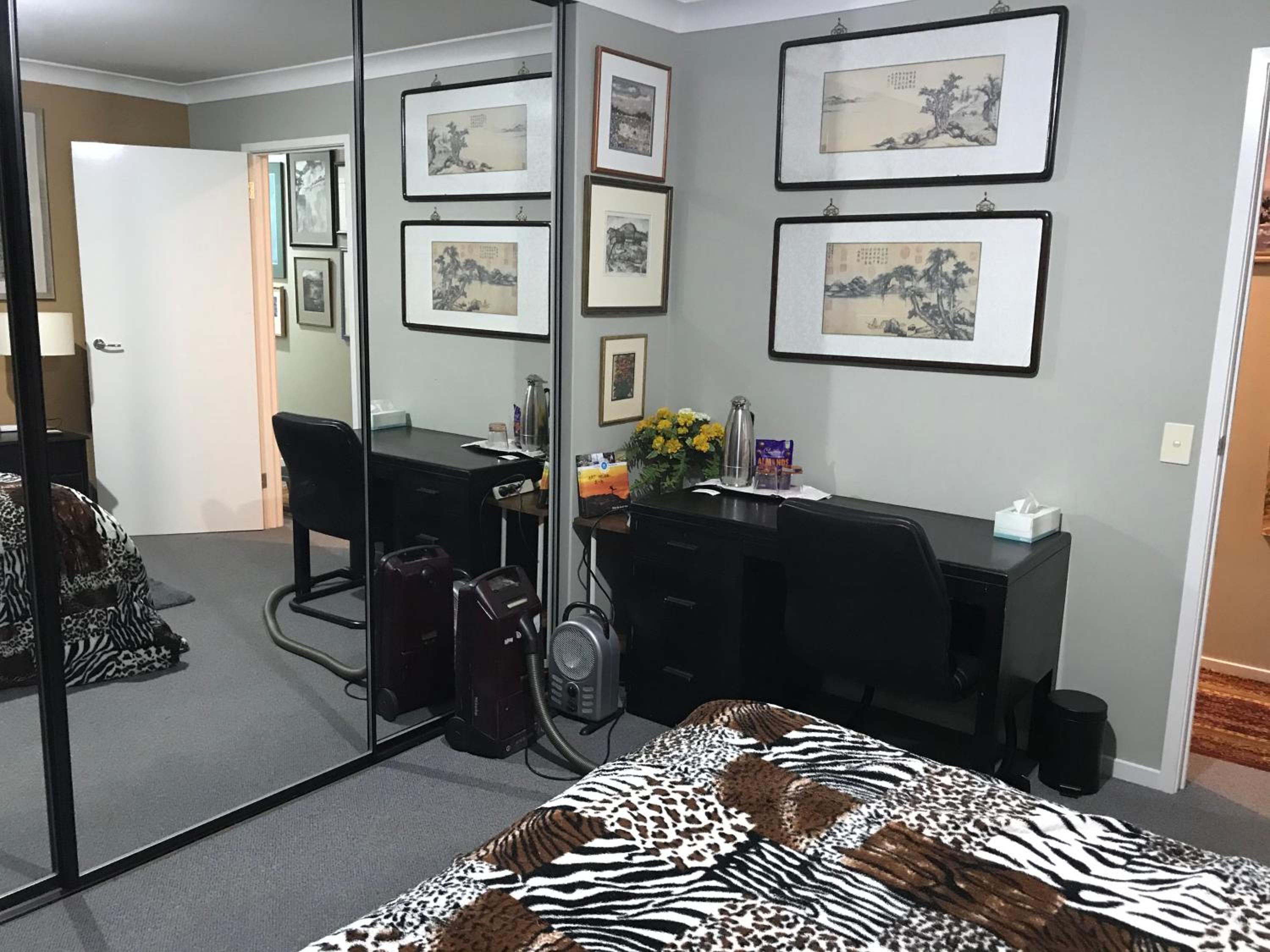 Deluxe Queen Room photo 3