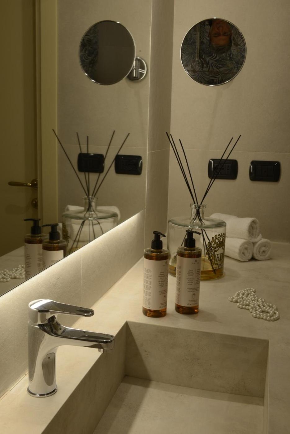 Junior Suite - Photo 6