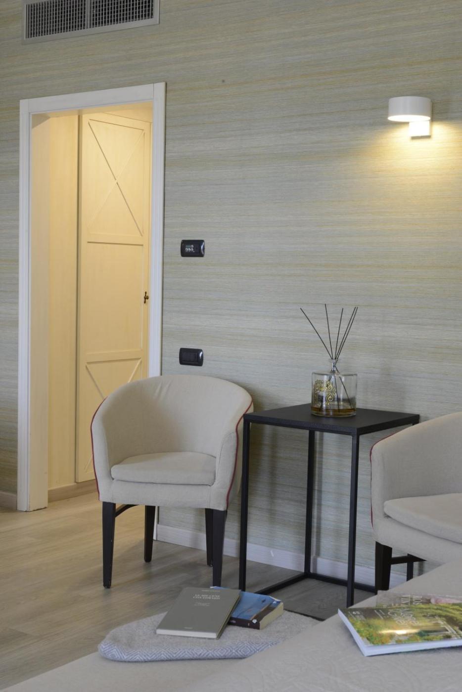 Junior Suite - Photo 13