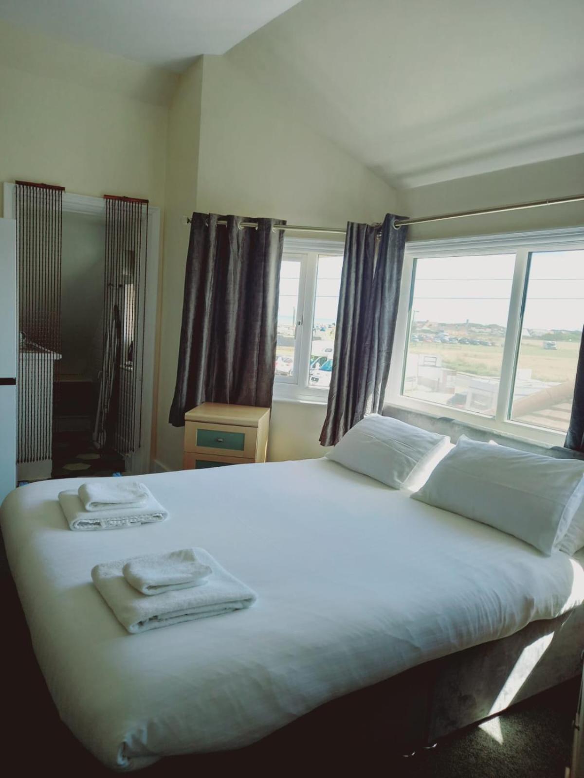 Premium One-Bedroom Apartment photo 2