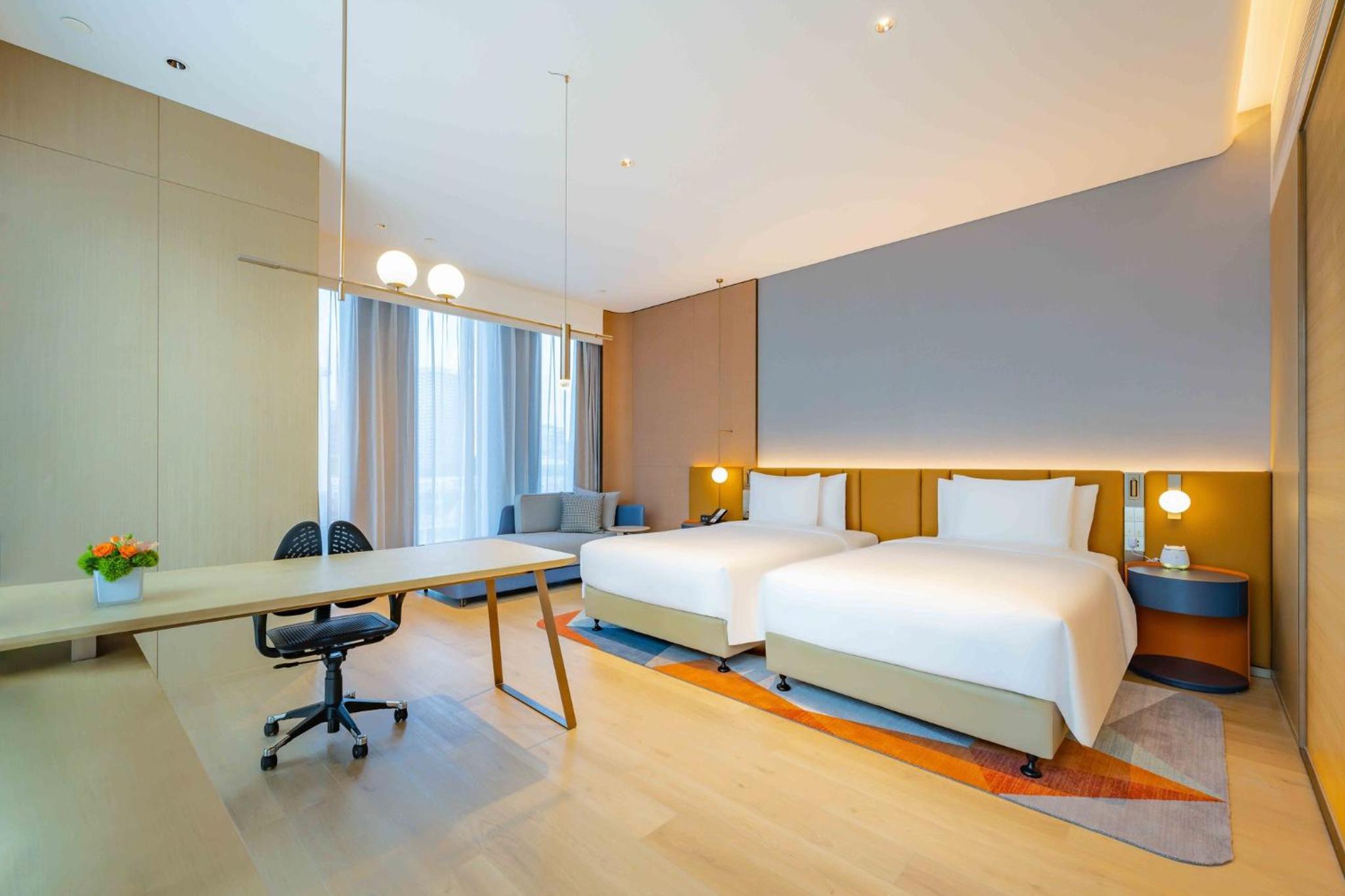 Twin Suite With Living Area thumbnail 6