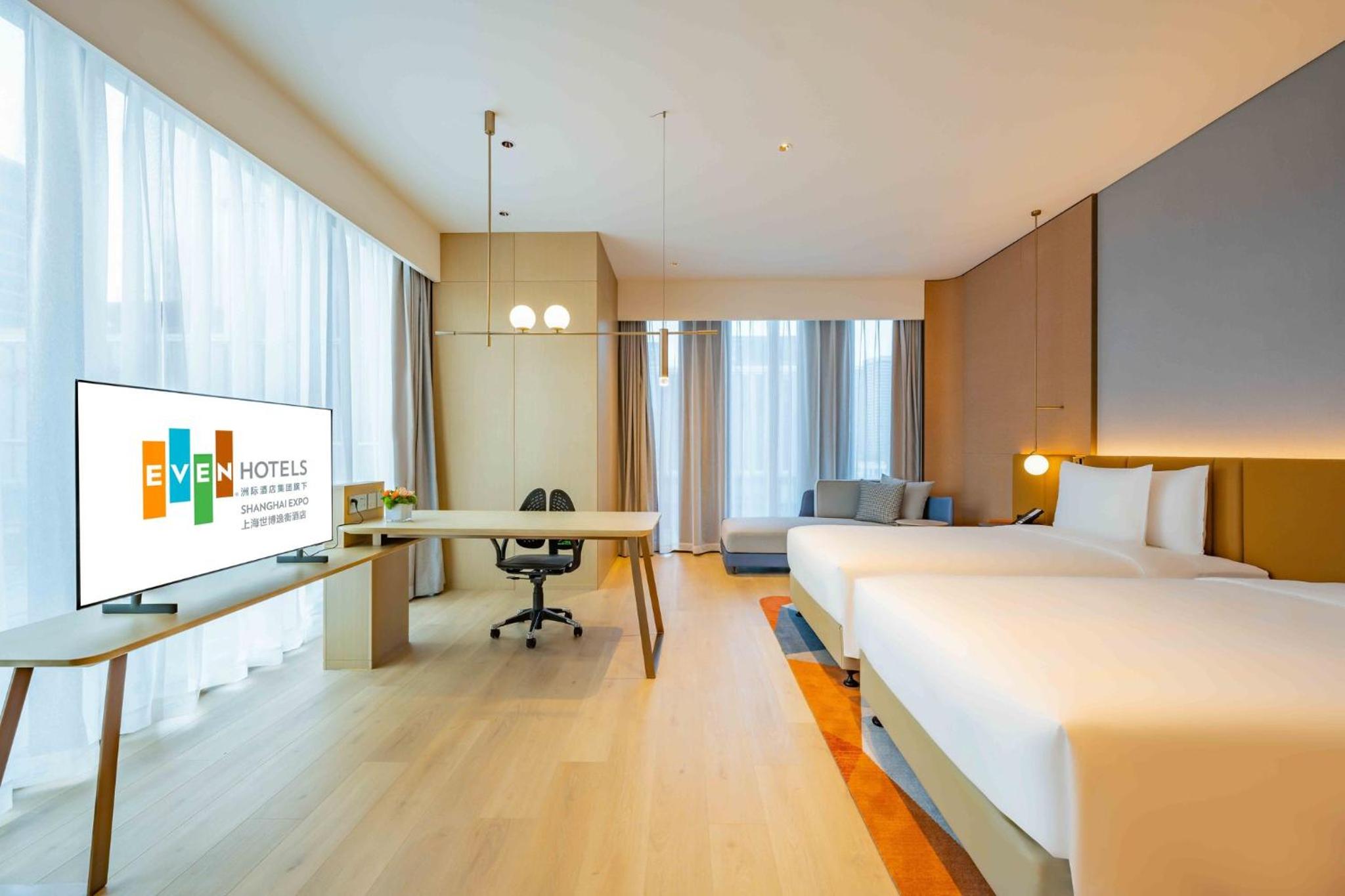 Twin Suite With Living Area