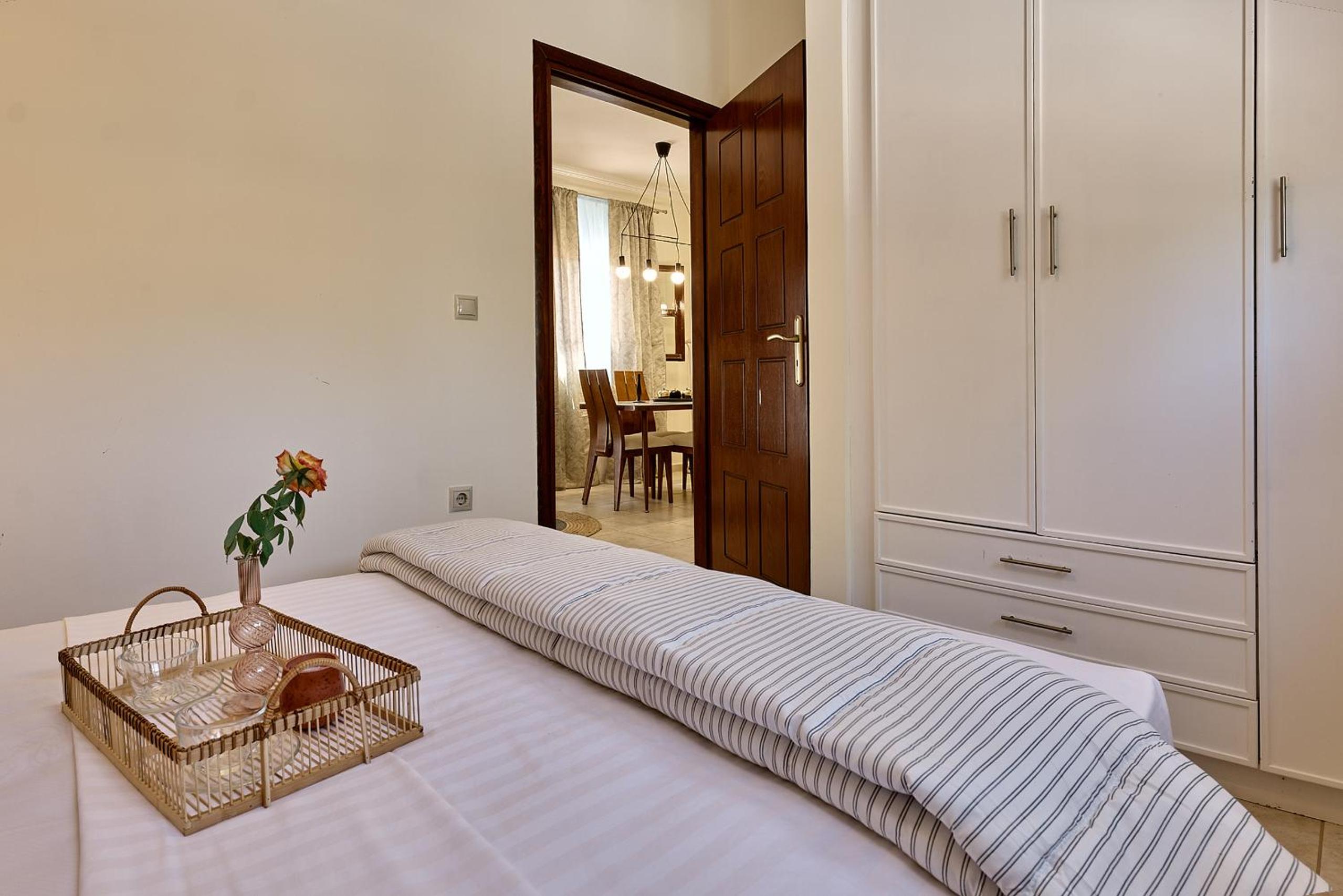 Three-Bedroom Villa photo 1