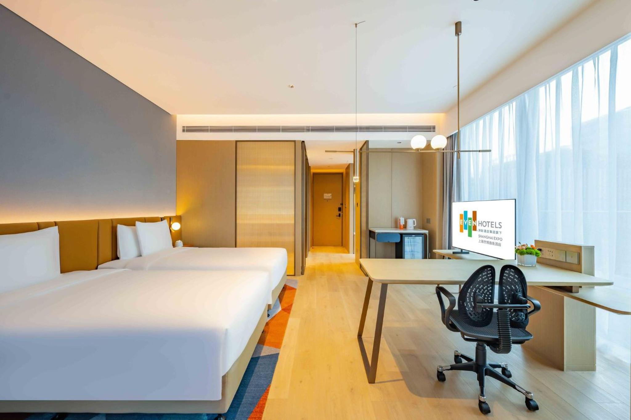 Twin Suite With Living Area