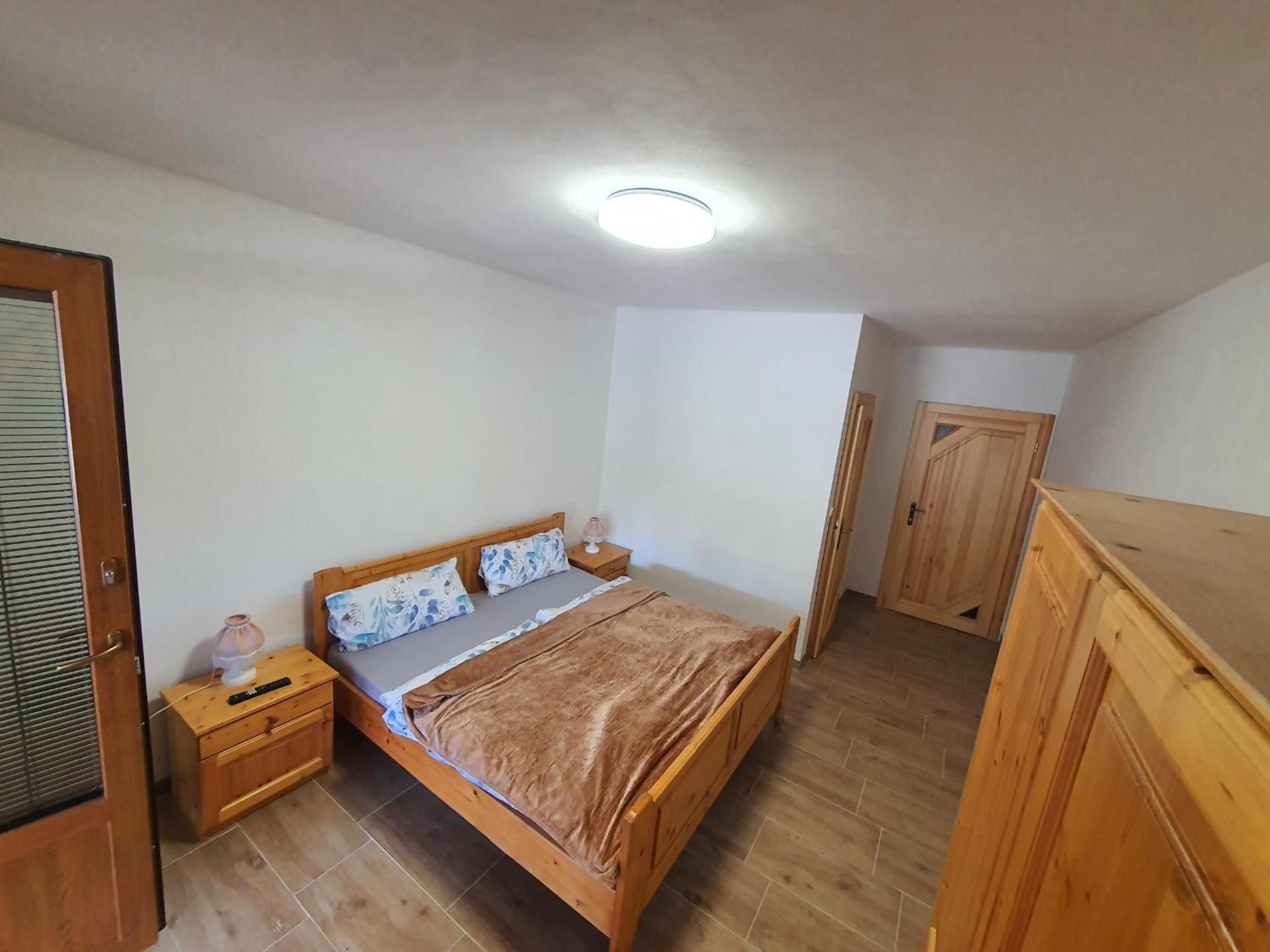 Deluxe Double Room with Shower photo 3