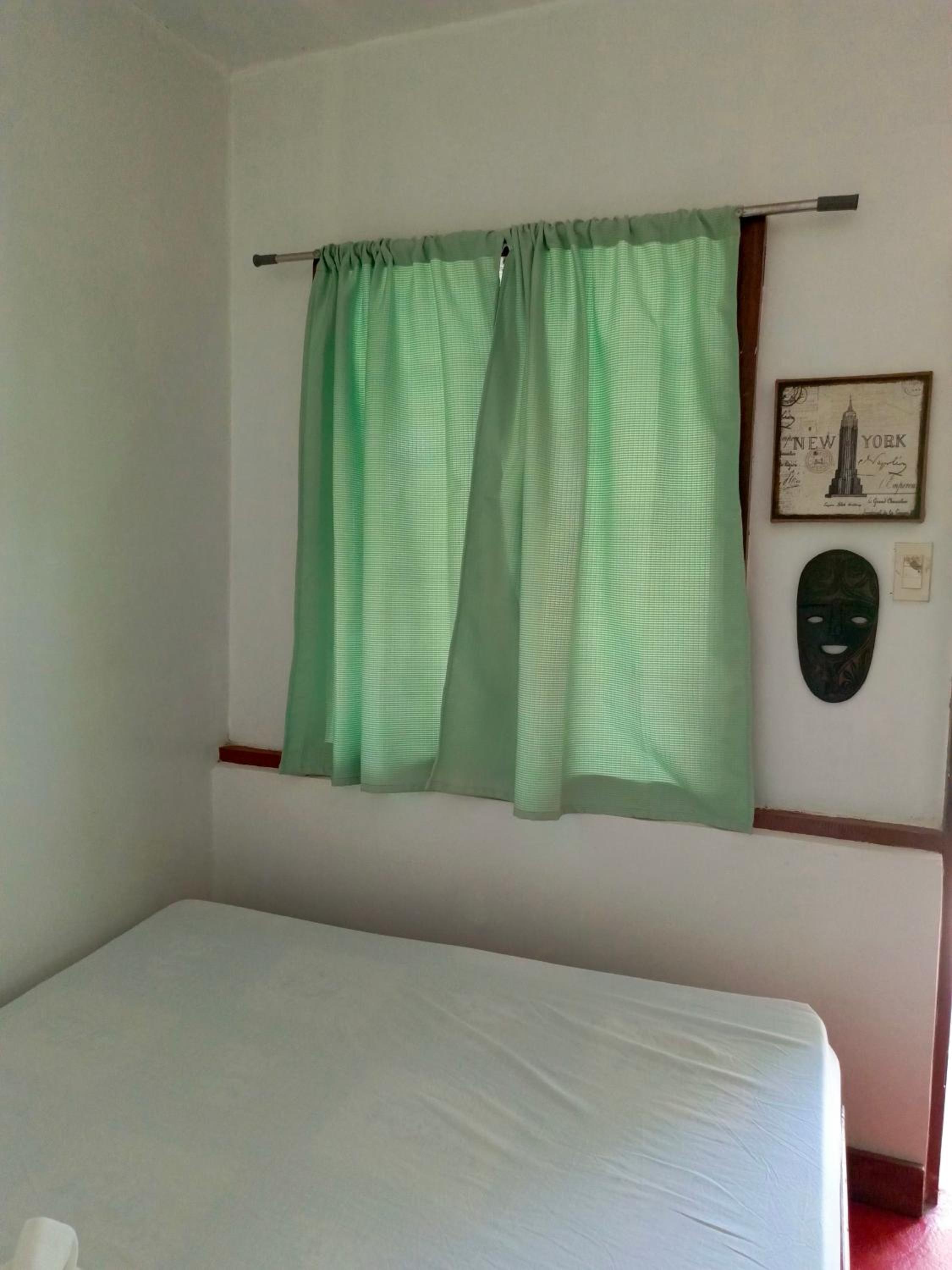 Budget Double Room - Photo 7