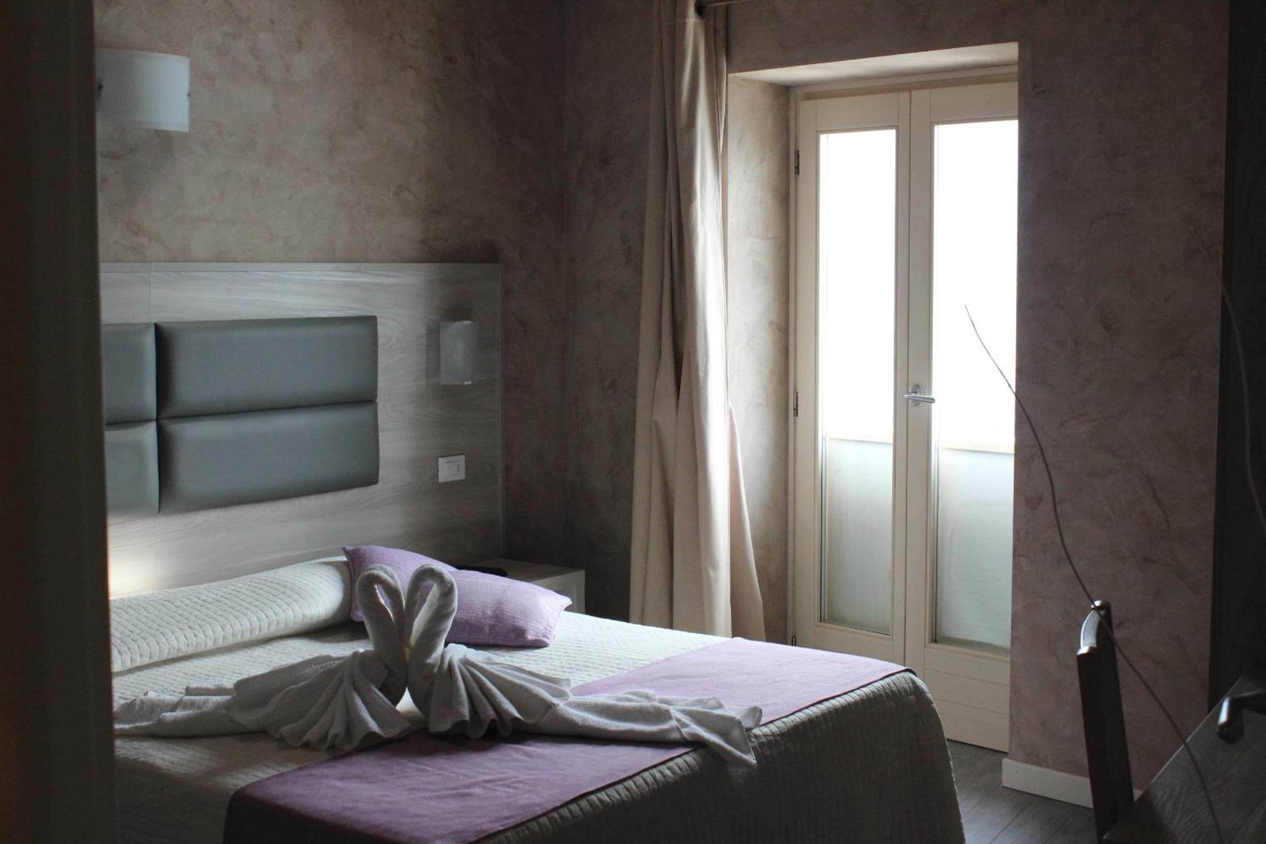 Superior Double Room with Lake View