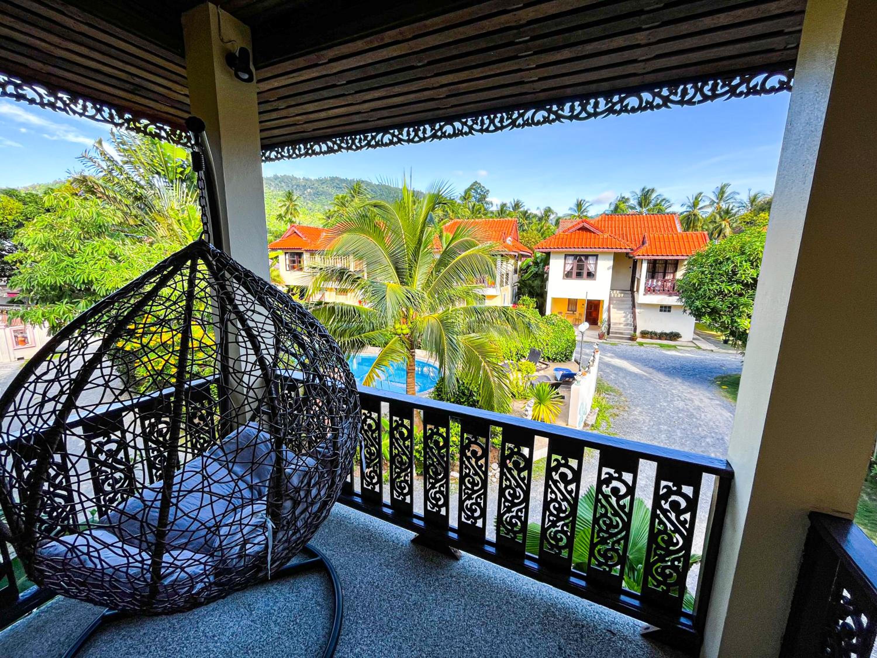 One-Bedroom Apartment with Balcony photo 1