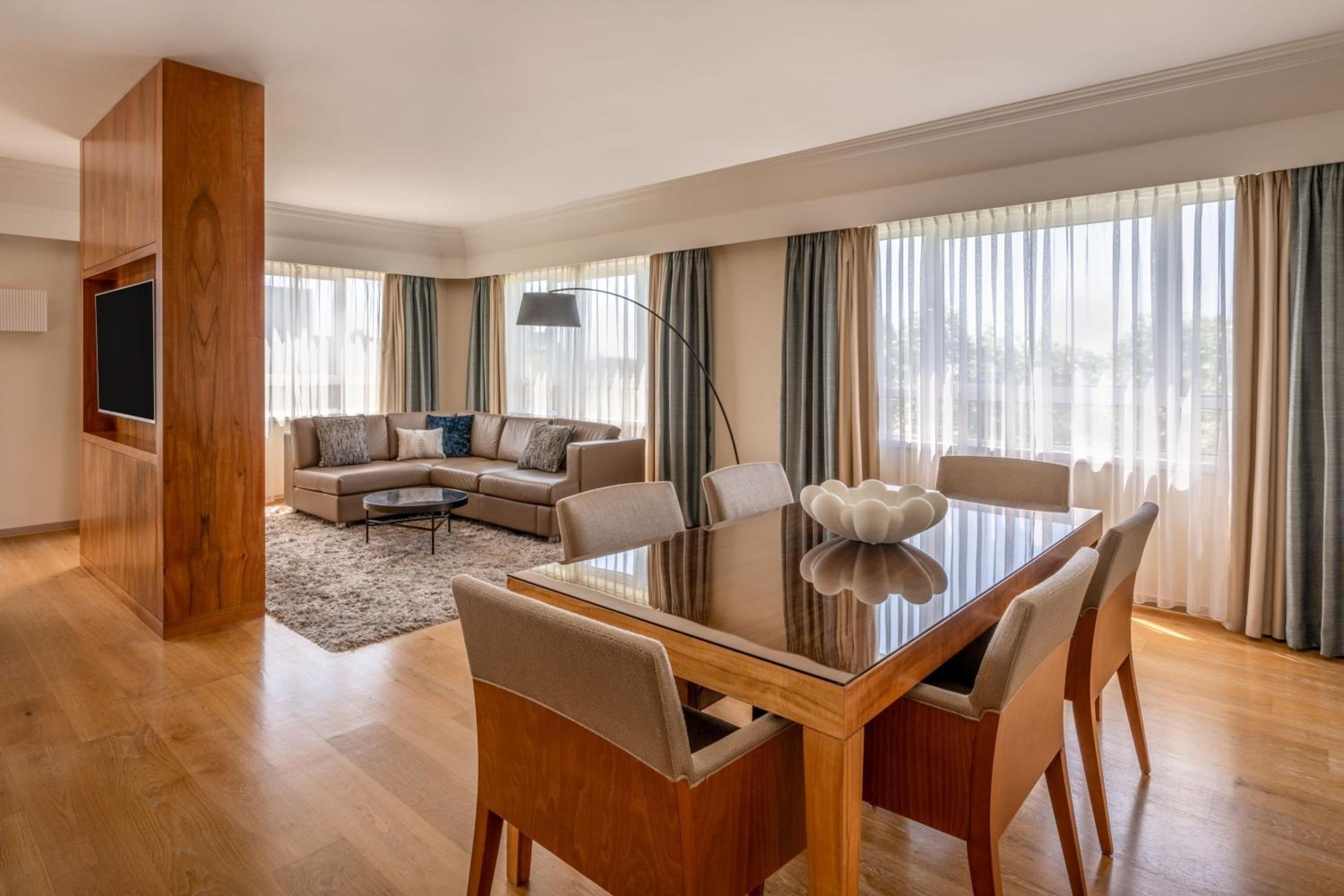 Loft Suite photo 2