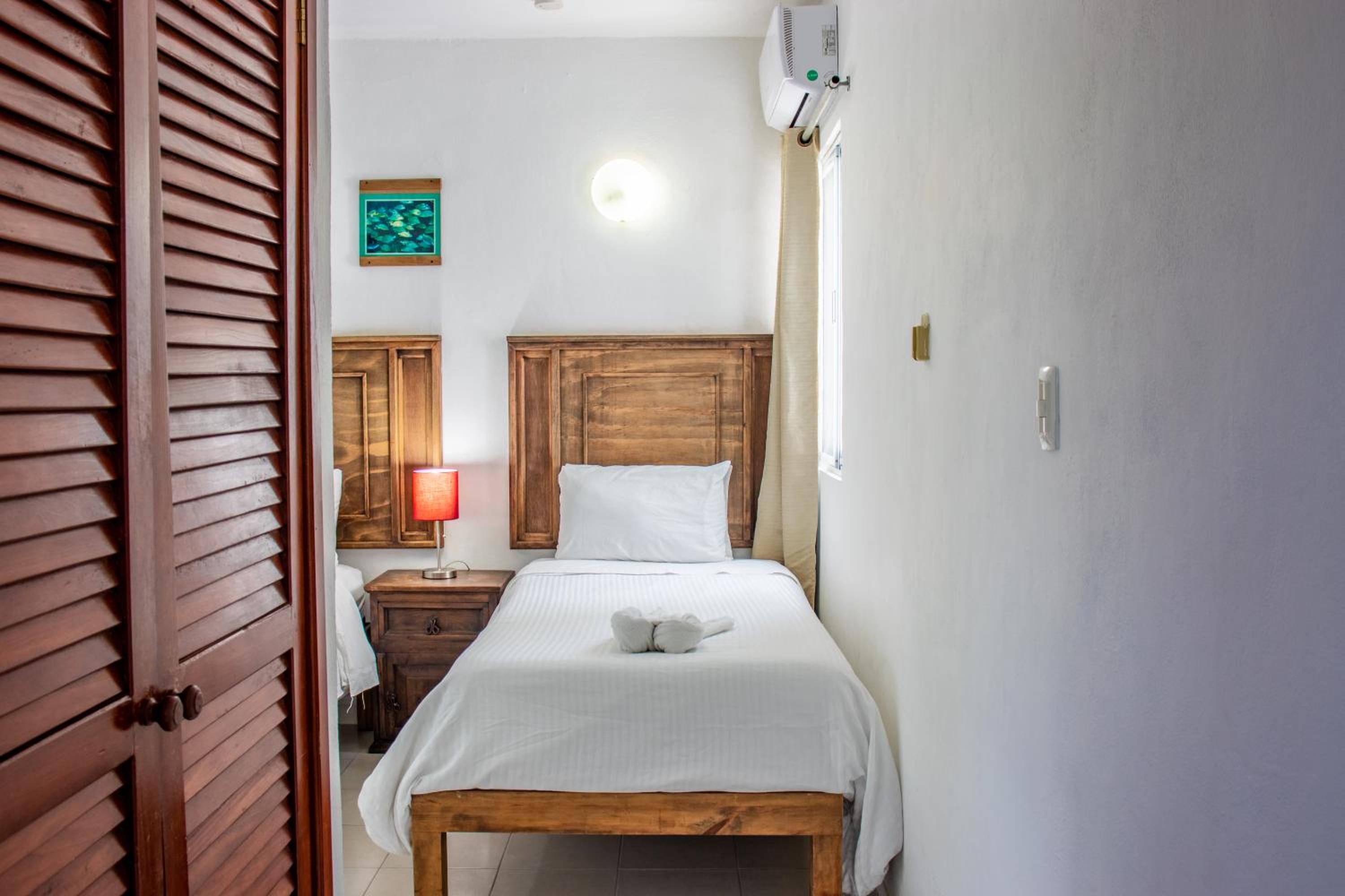 Superior Triple Room - Photo 5