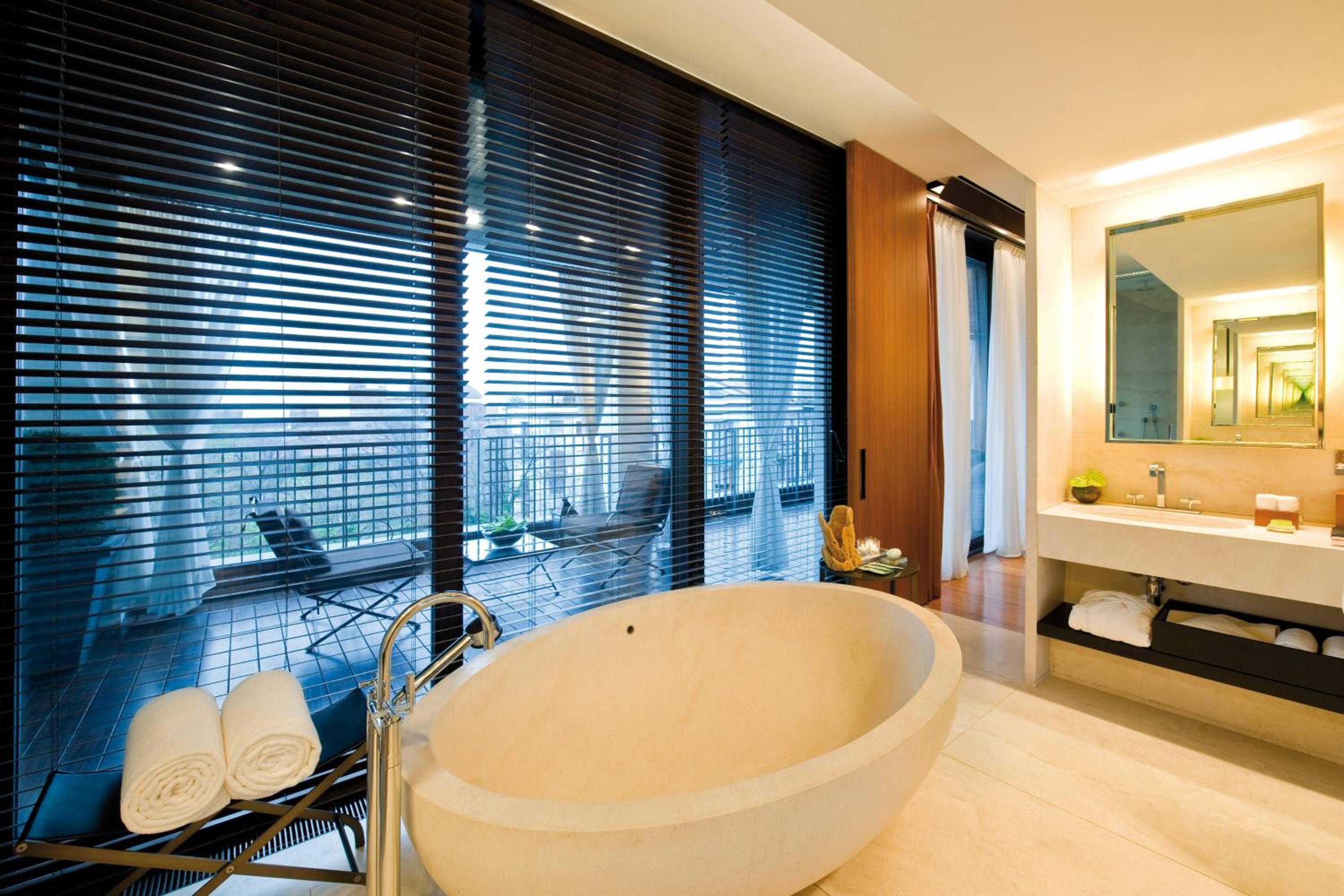 Presidential Suite with Garden view