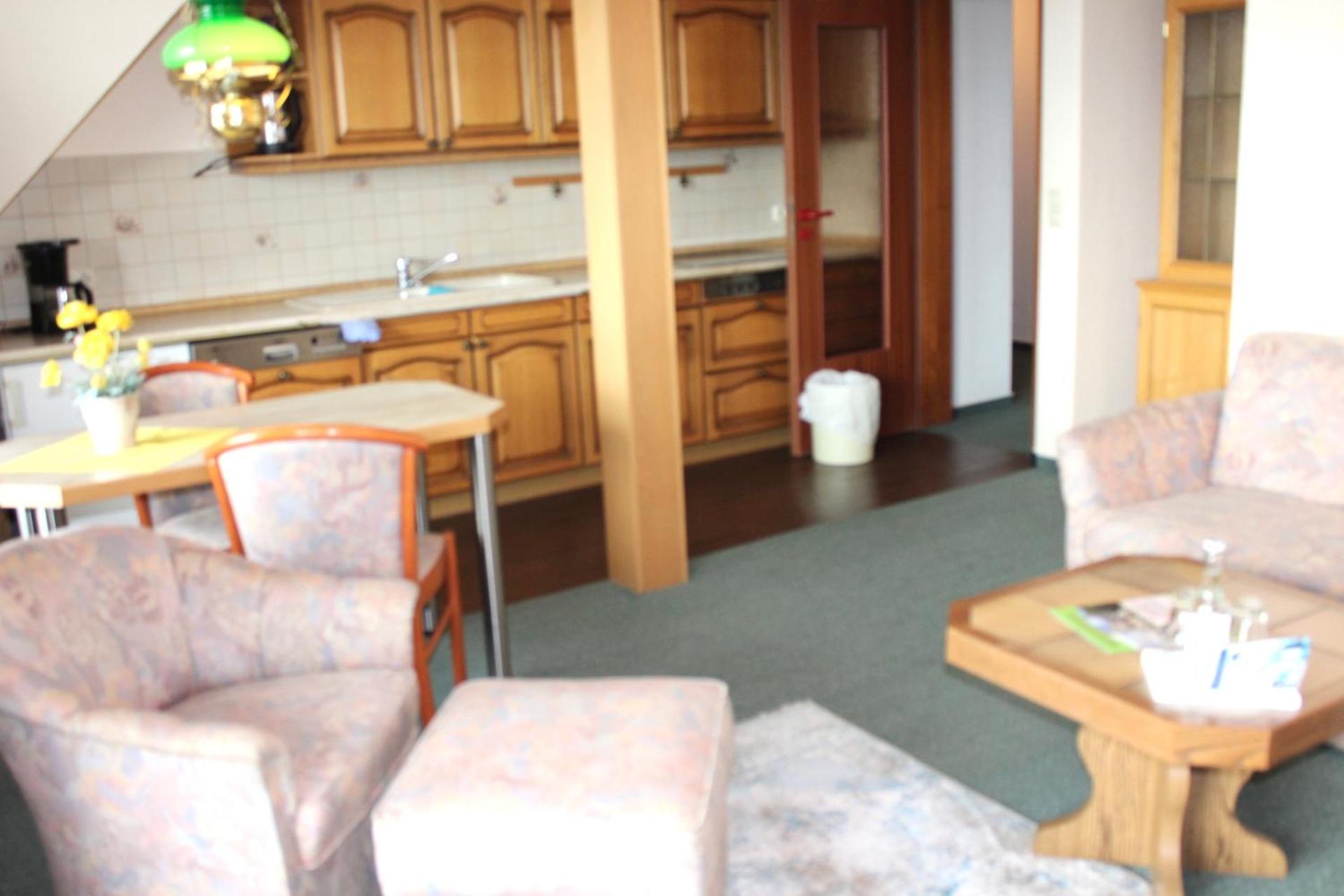 Apartment with Lake View - Photo 2