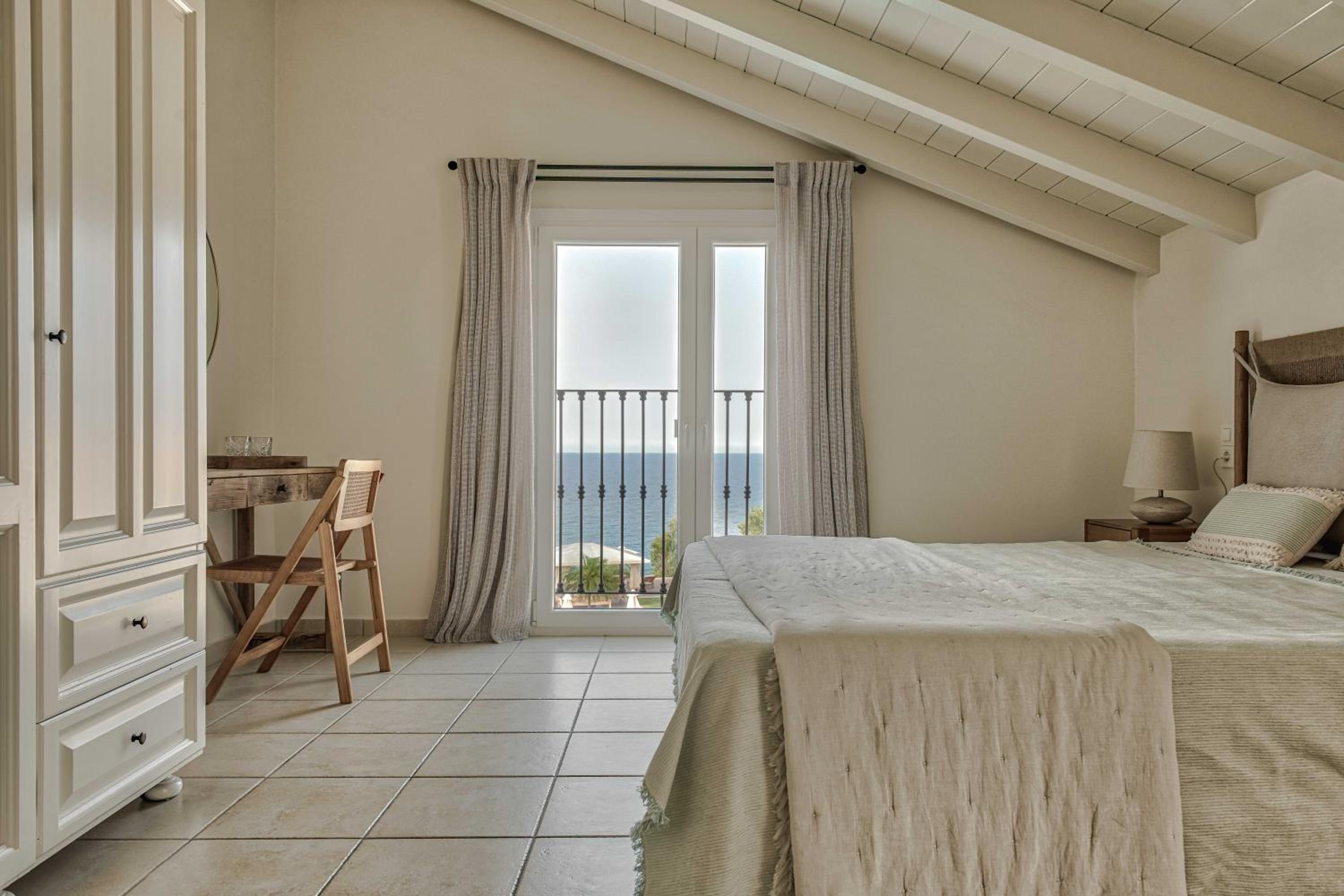 Maisonette with Sea View