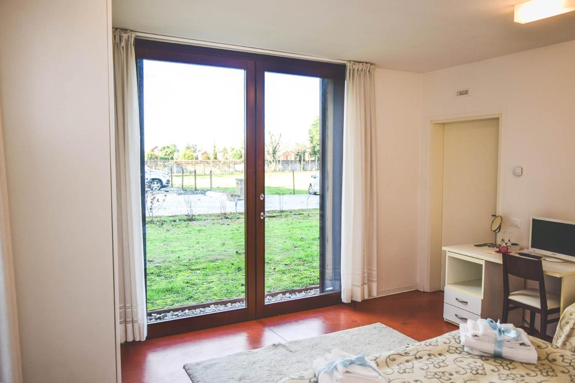 Triple Room - Disability Access photo 3