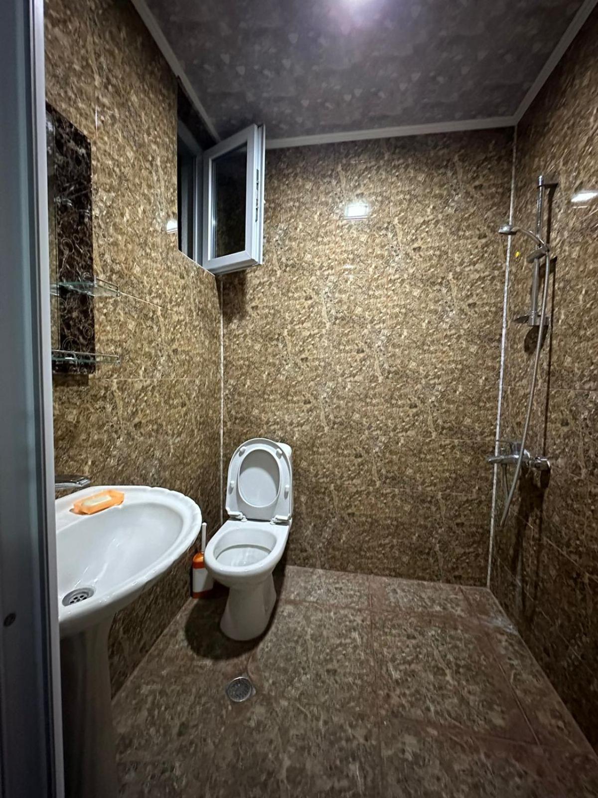 Triple Room with Shared Bathroom photo 3