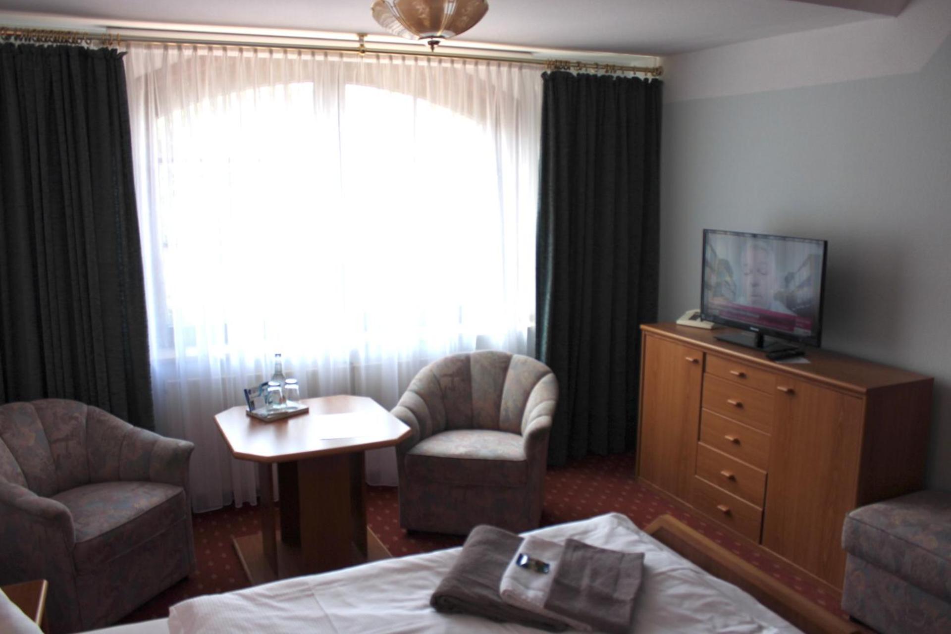 Standard Double Room photo 3