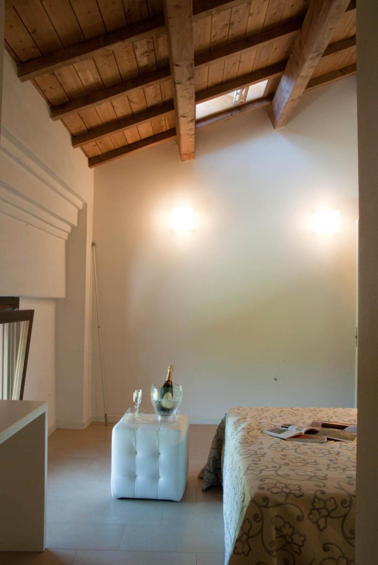 Superior Triple Room photo 2