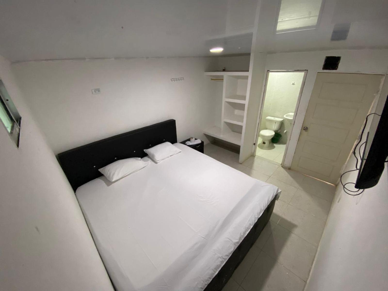 Double Or Twin Room With Private External Bathroom photo 1