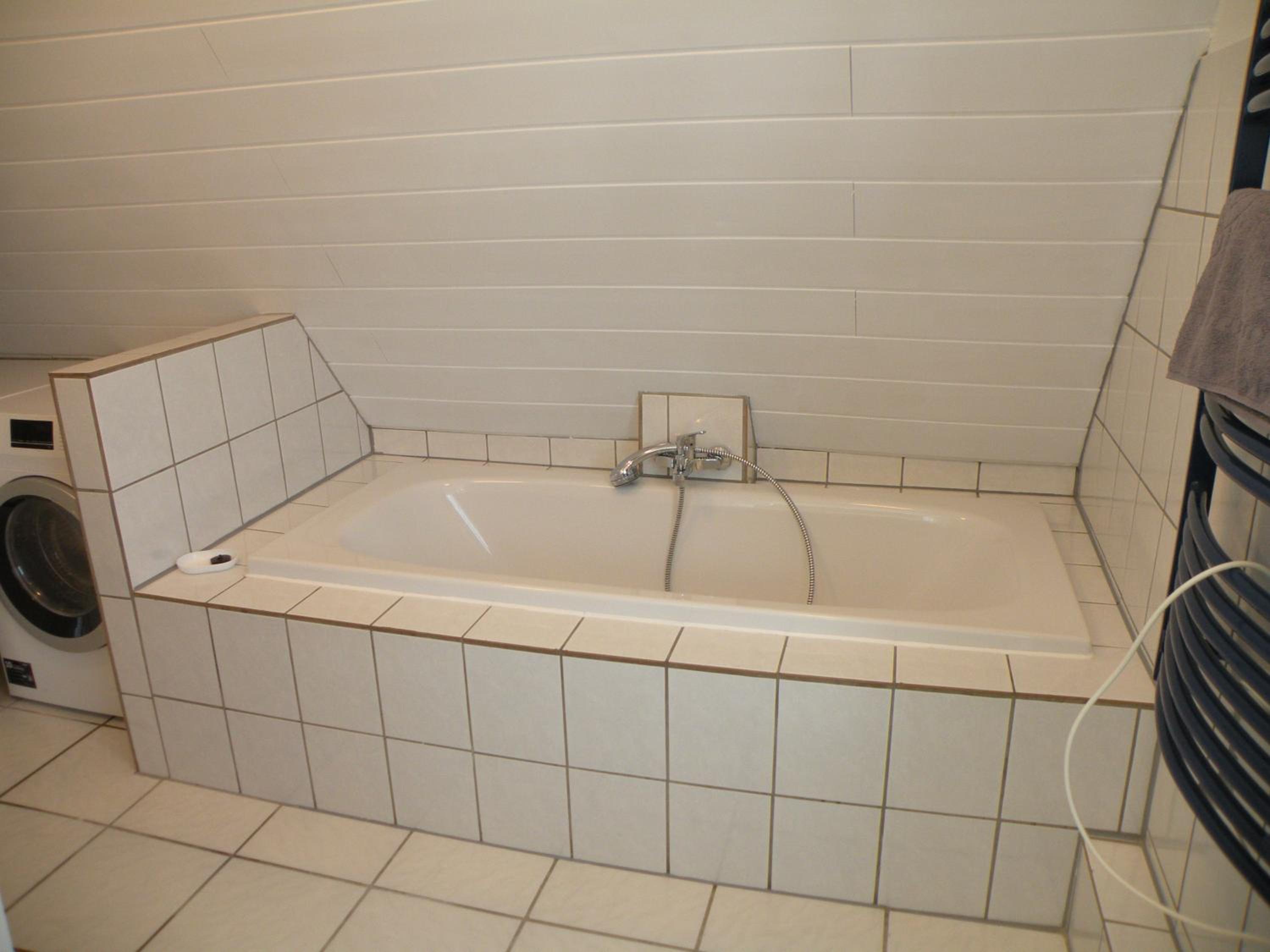 Two-Bedroom Apartment - Photo 9