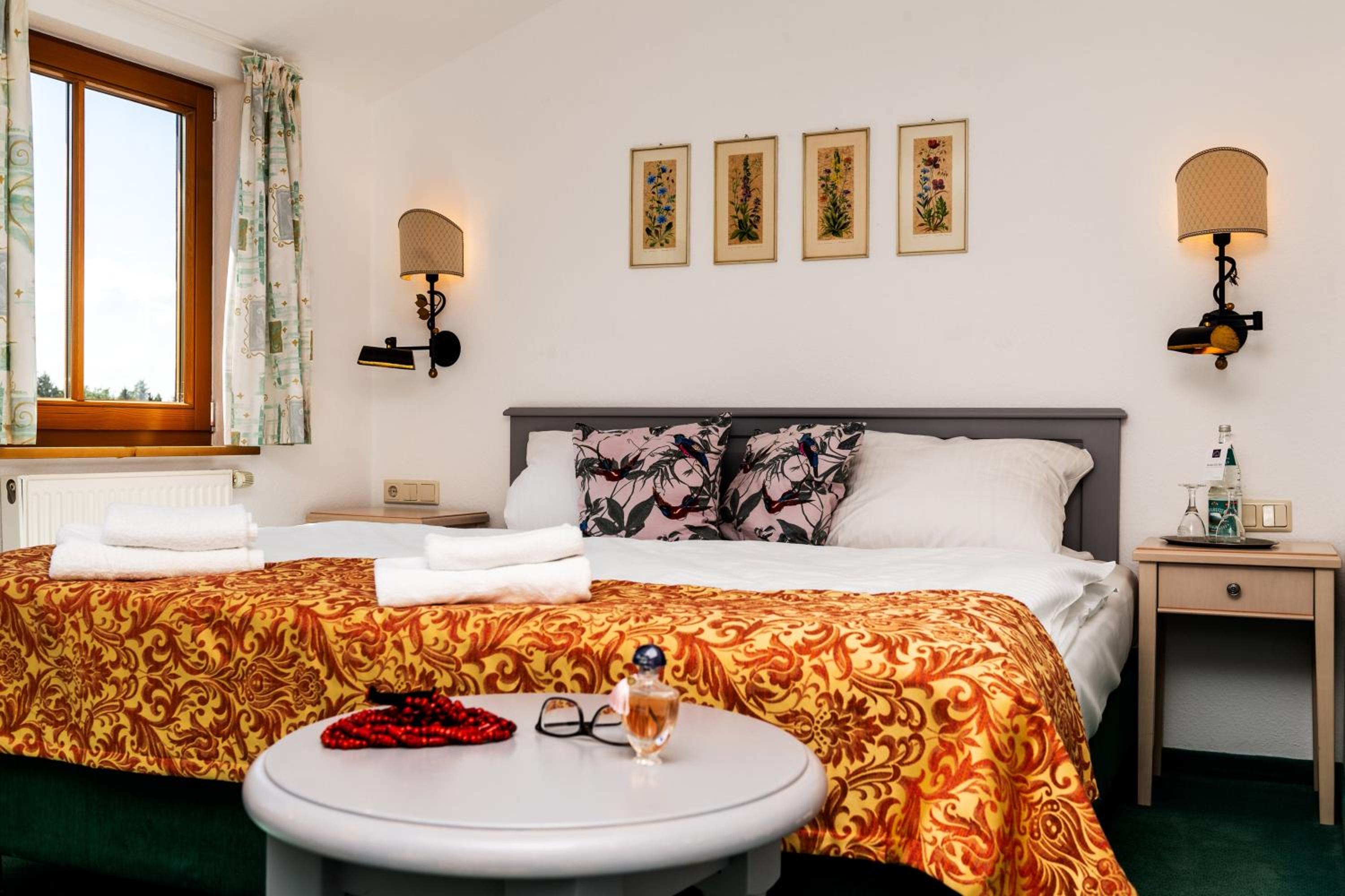Double Room Waldseite photo 3