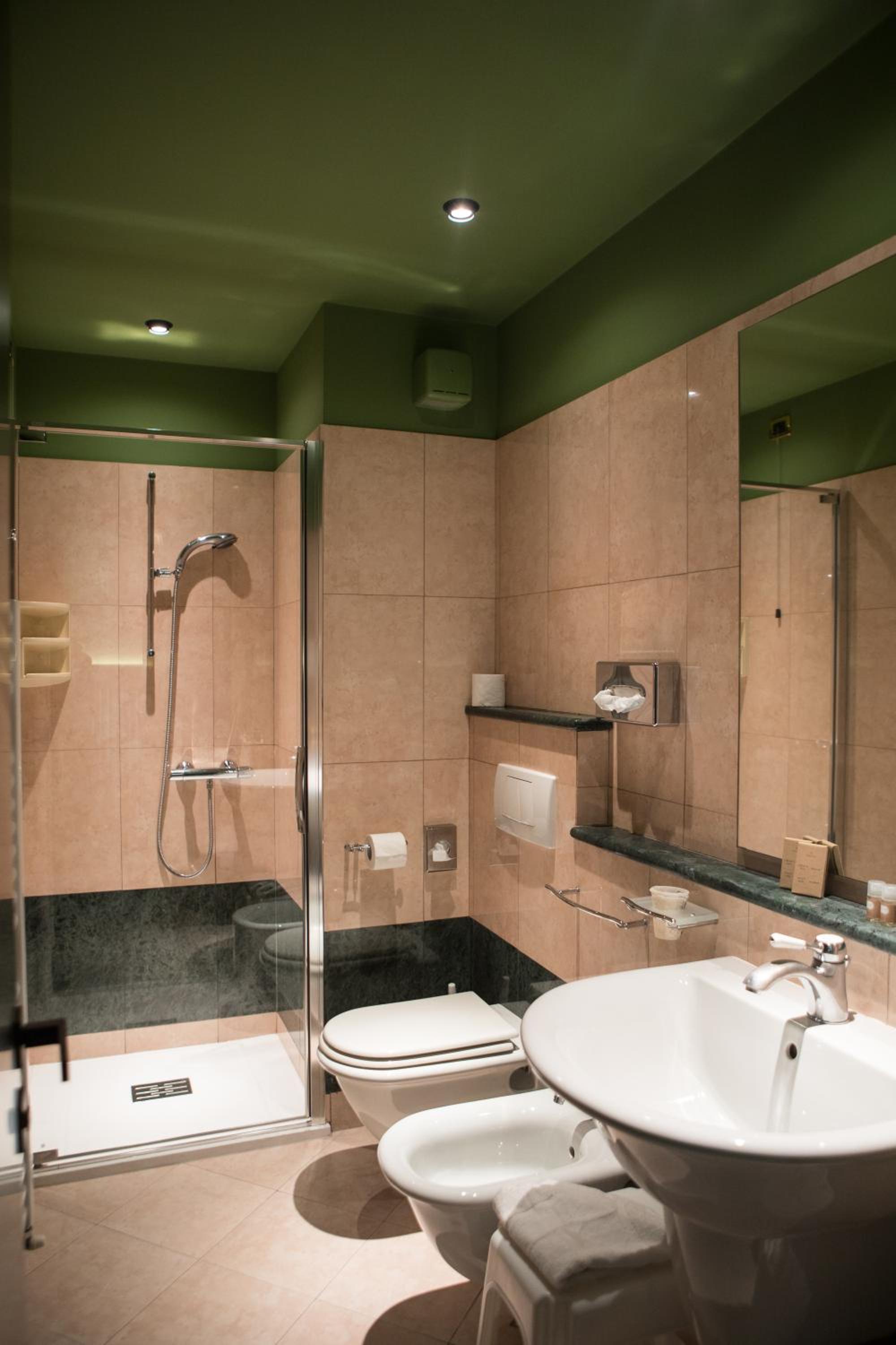 Triple Room photo 2
