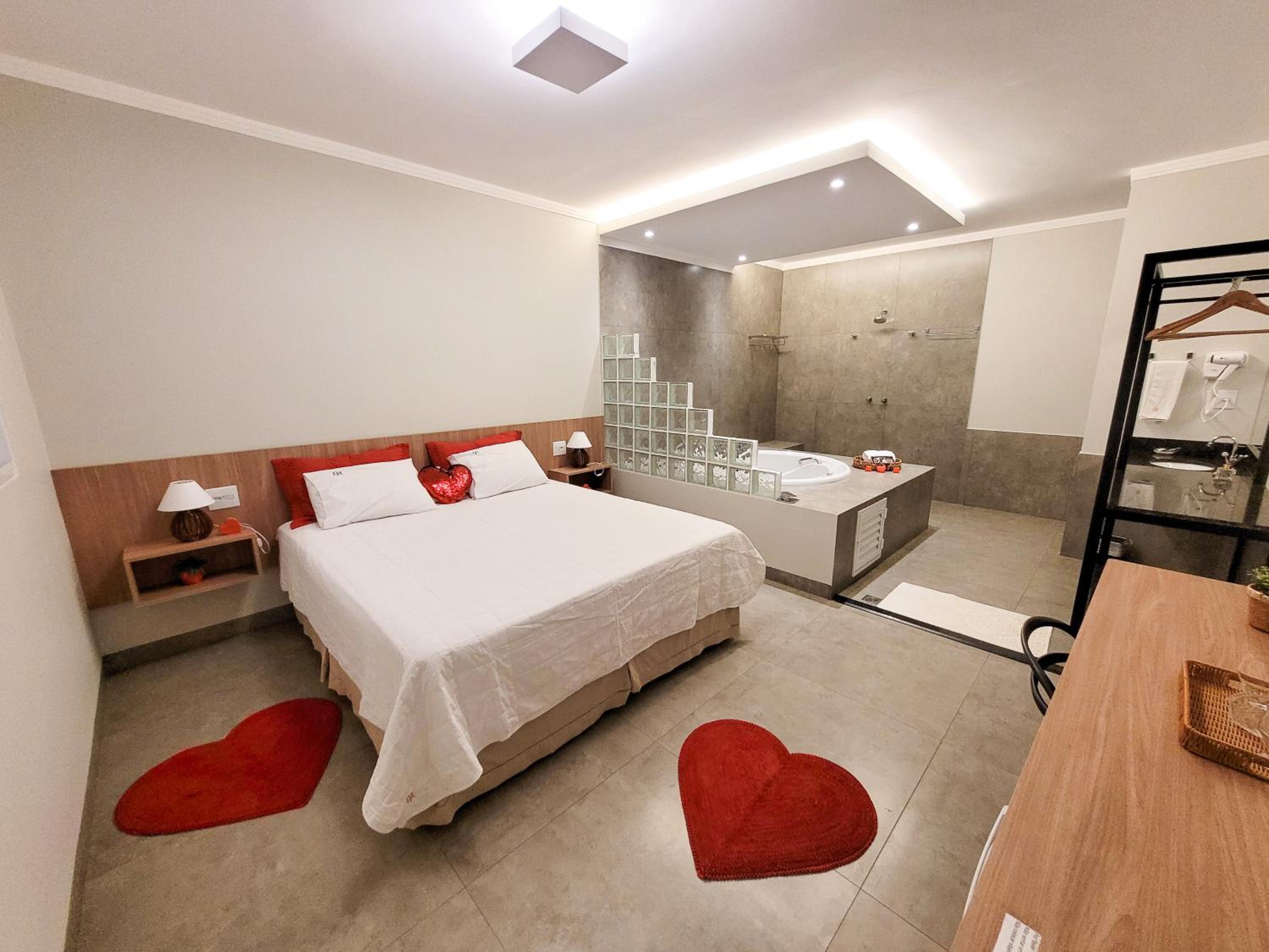 Suite with Spa Bath