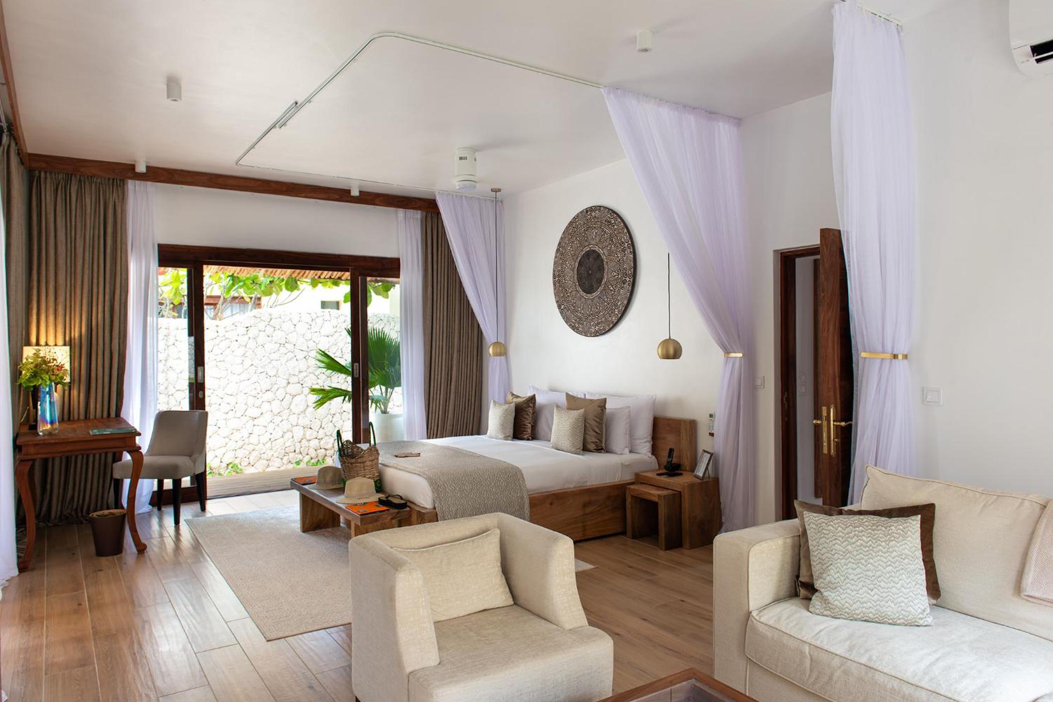 Garden Villa with Pool