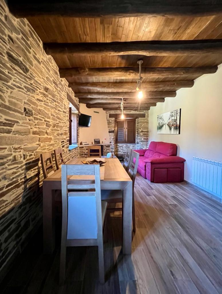 Casa de tres habitaciones