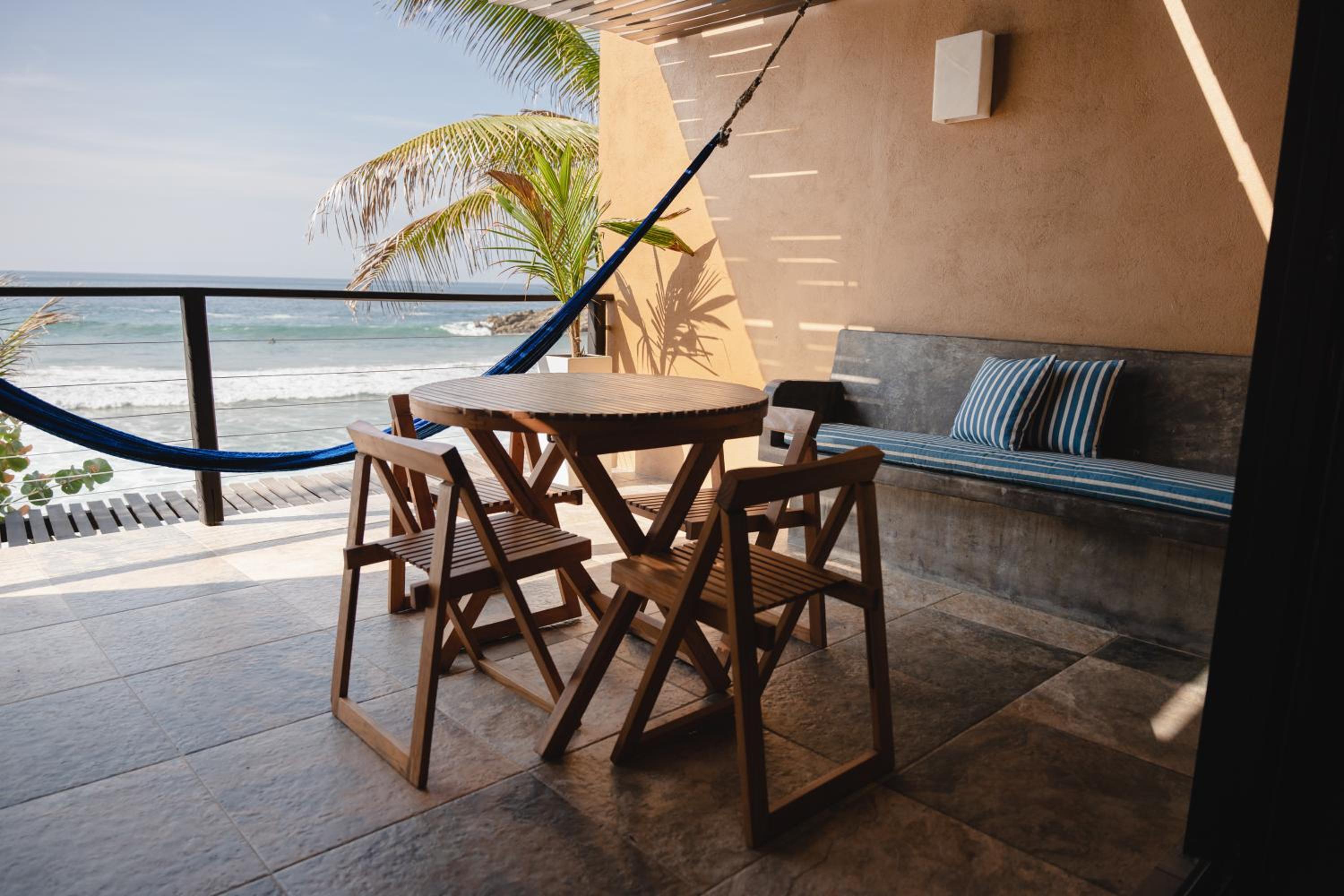 King Suite with Sea View - Photo 2
