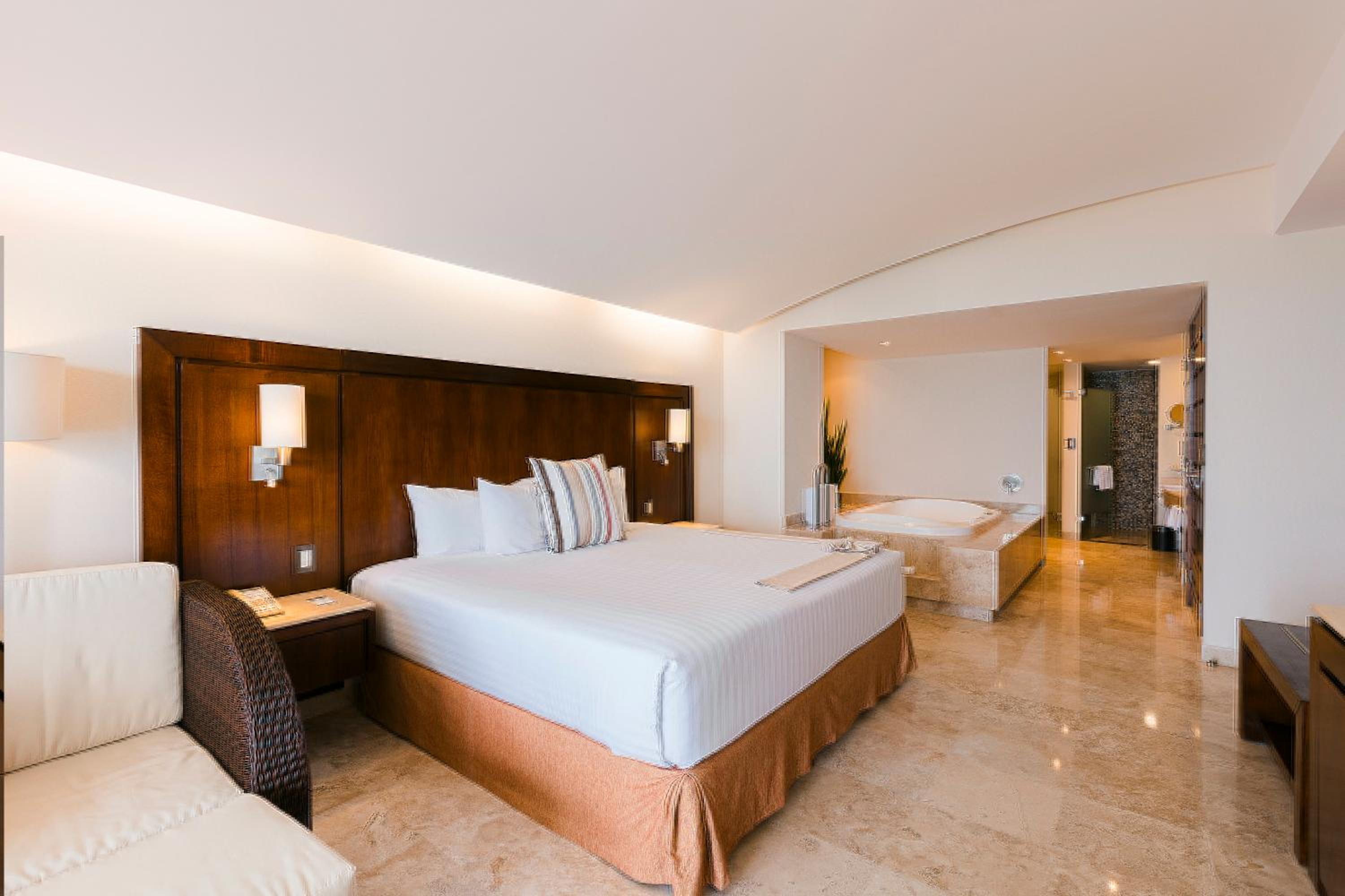 Master Suite - Photo 2