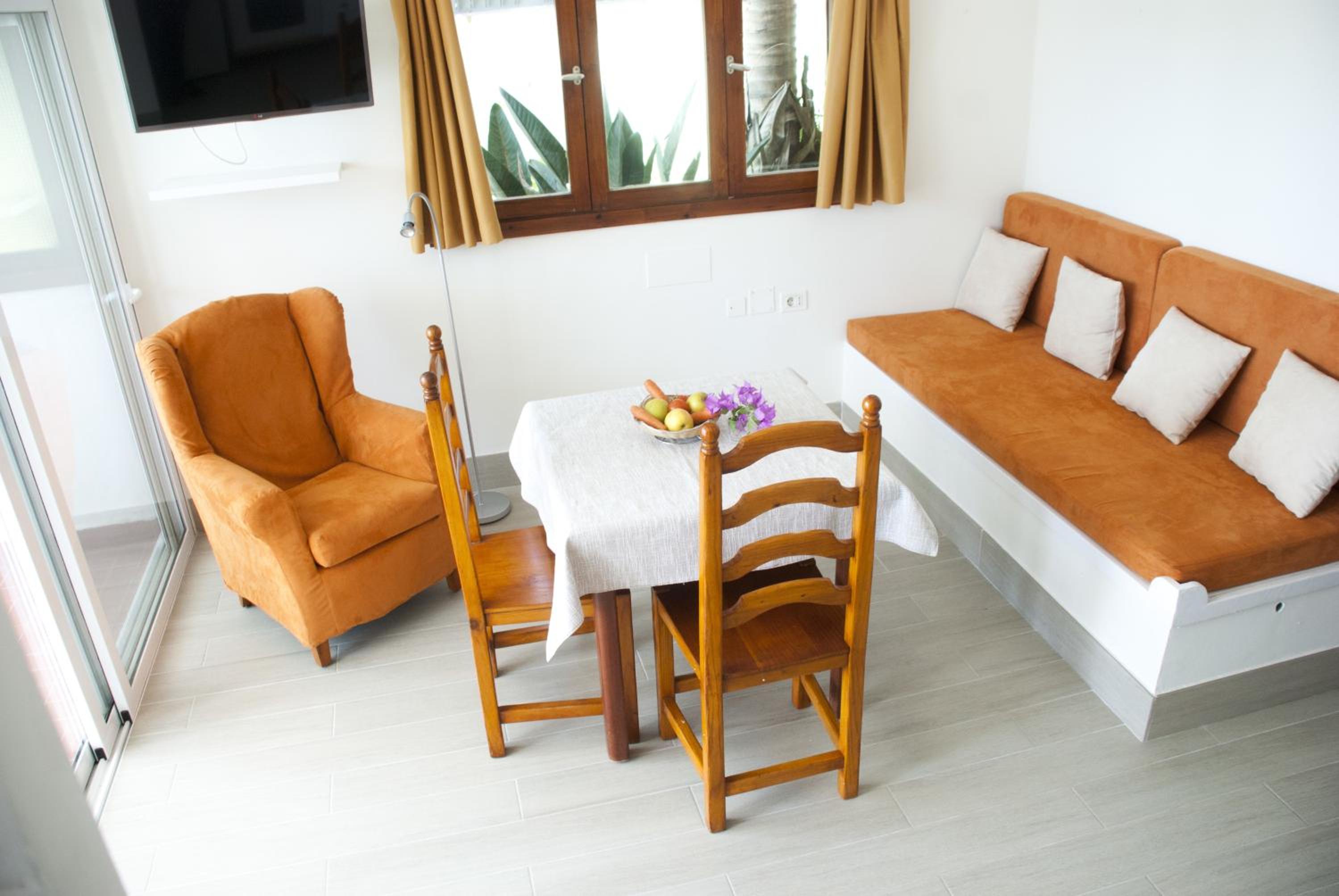 Apartamento de una habitación con vista a la piscina - Exterior