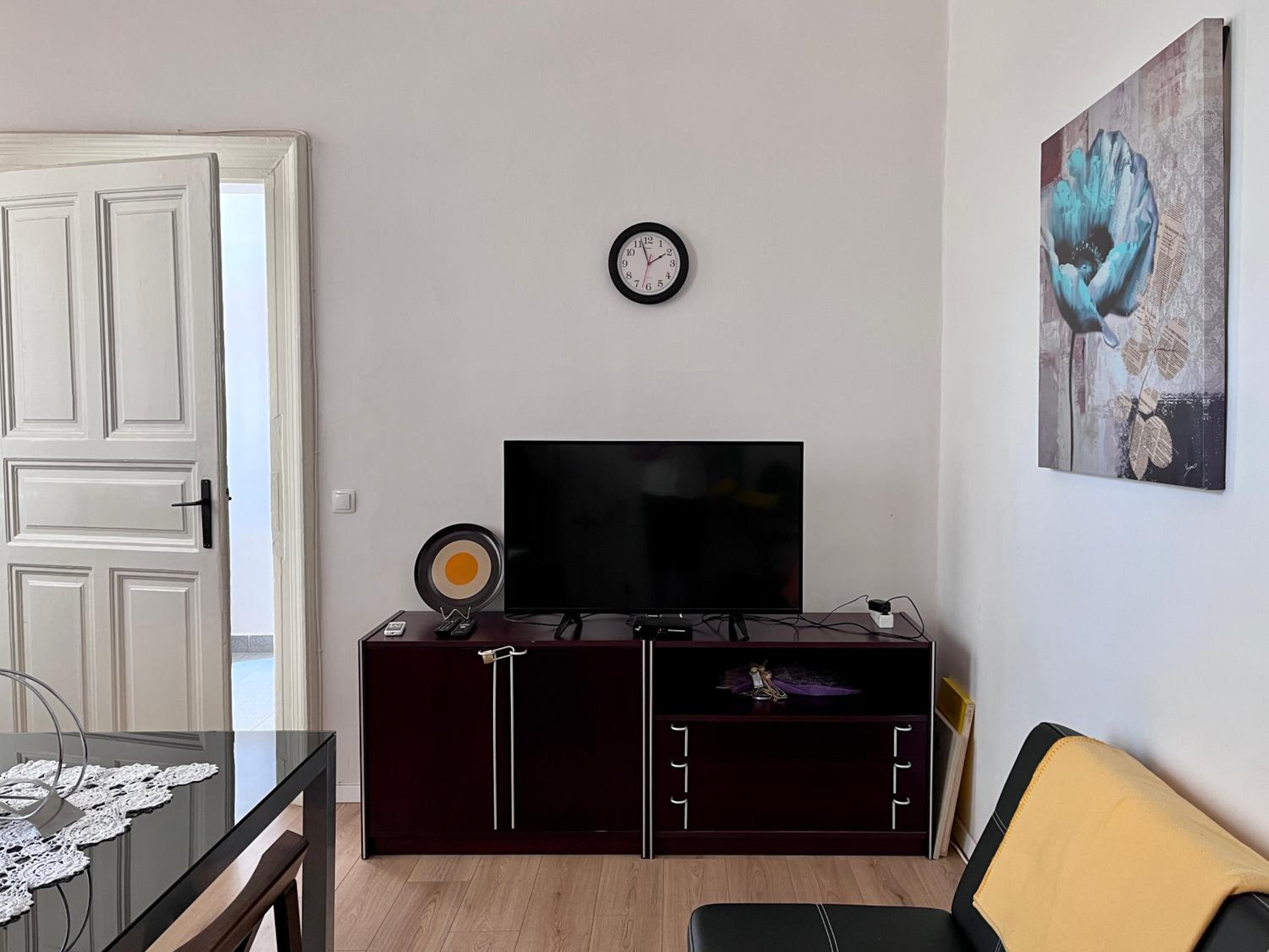 Apartment - Photo 5
