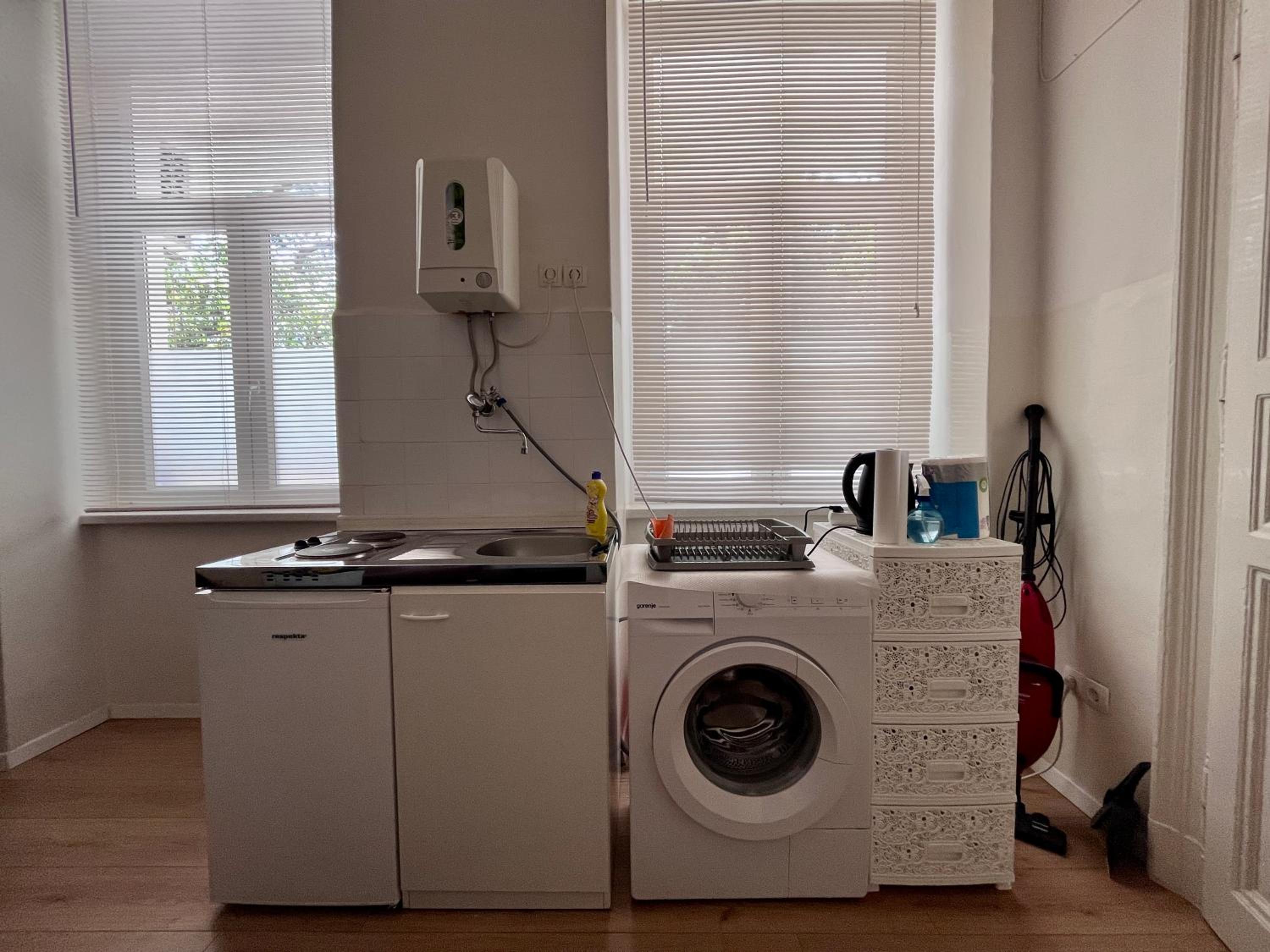 Apartment - Photo 4