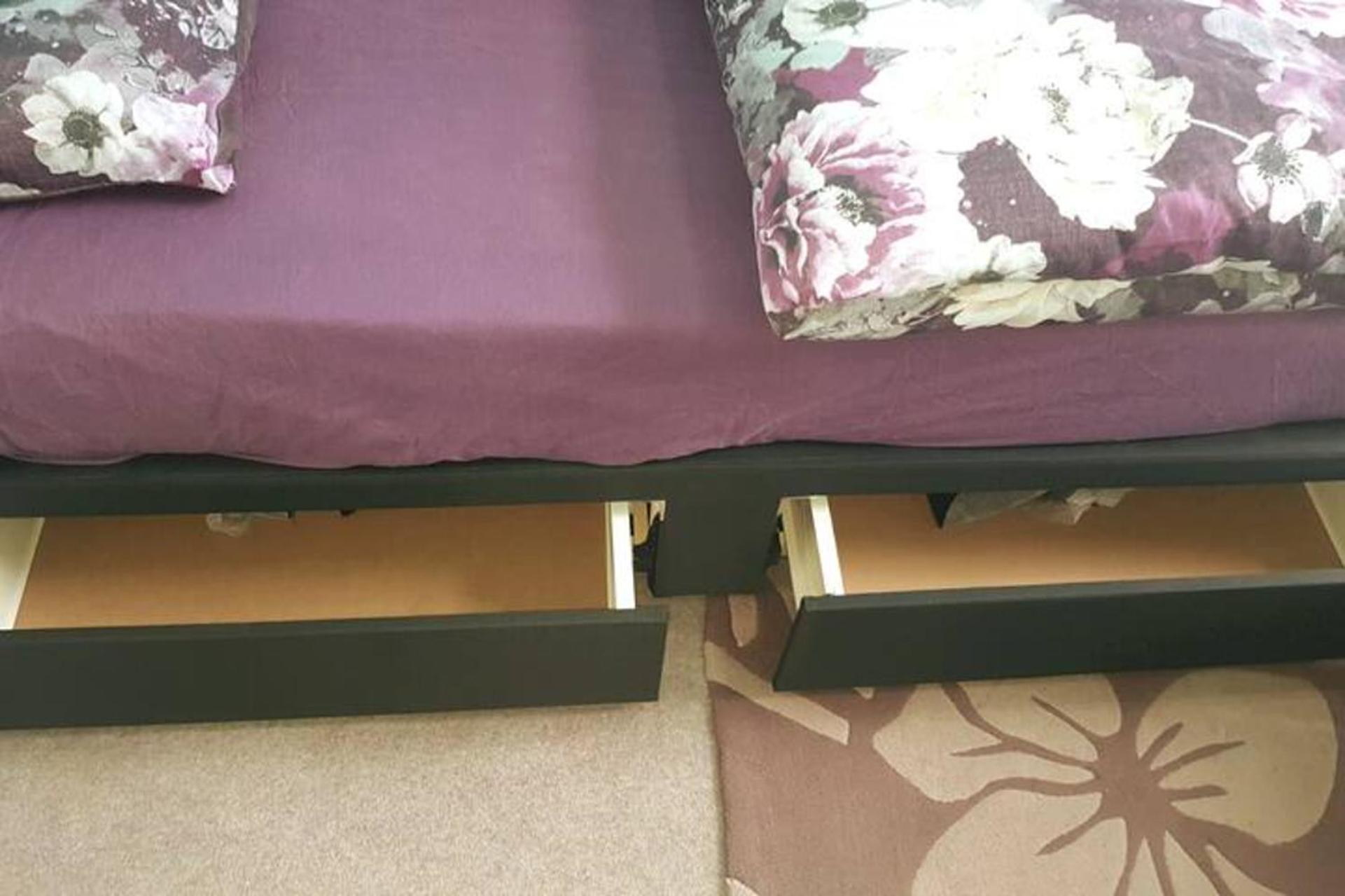 Single Room with Shared Shower and Toilet