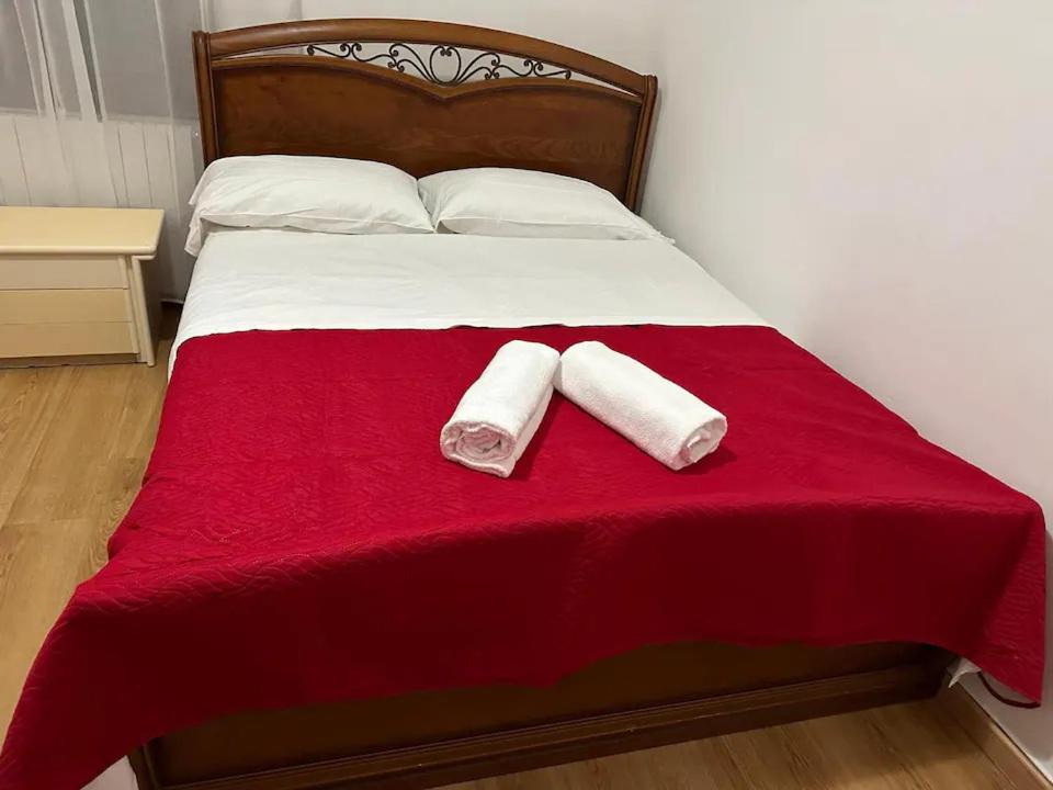 Double Room with Shared Bathroom