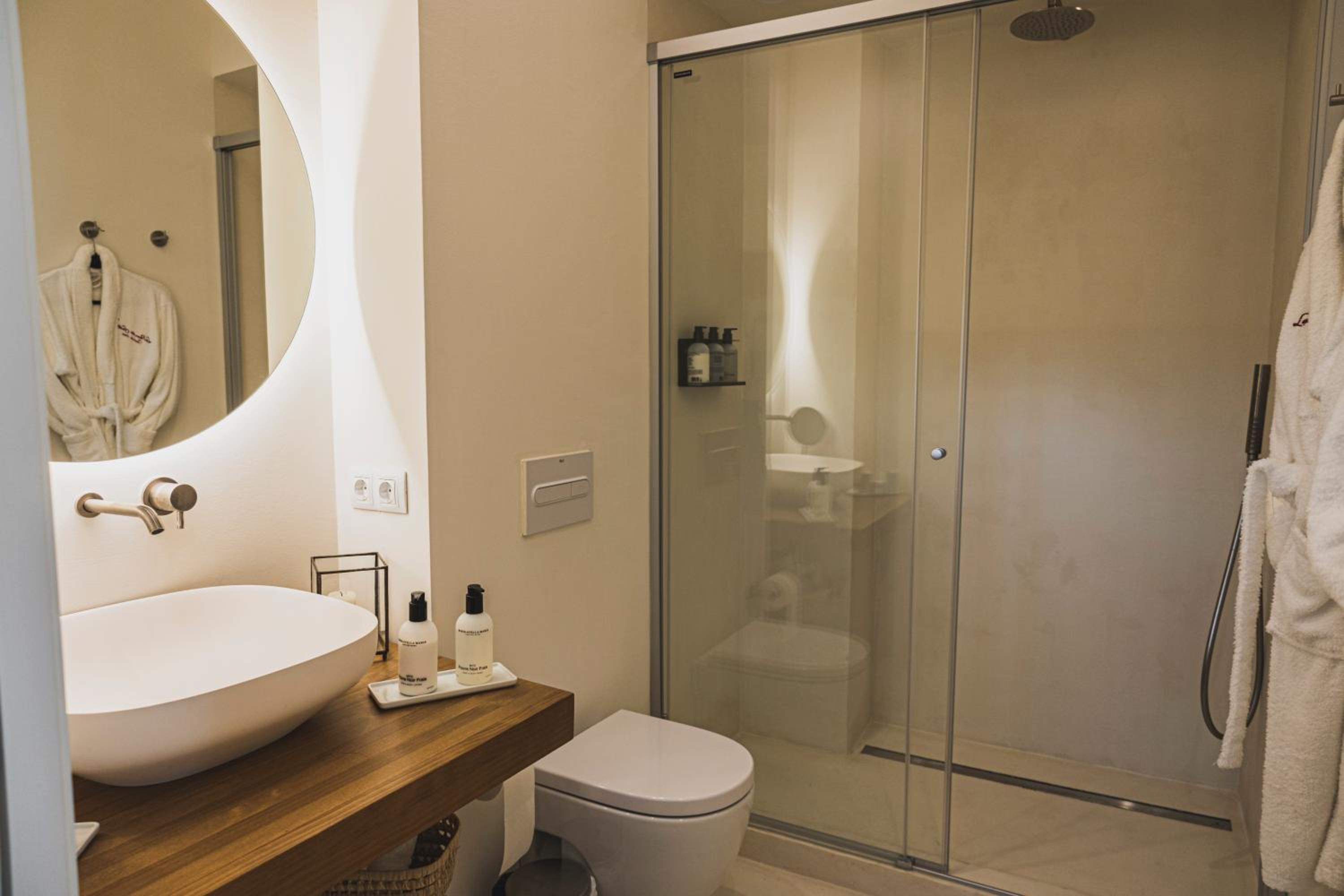 Penthouse Suite with private terrace and view  - Photo 10