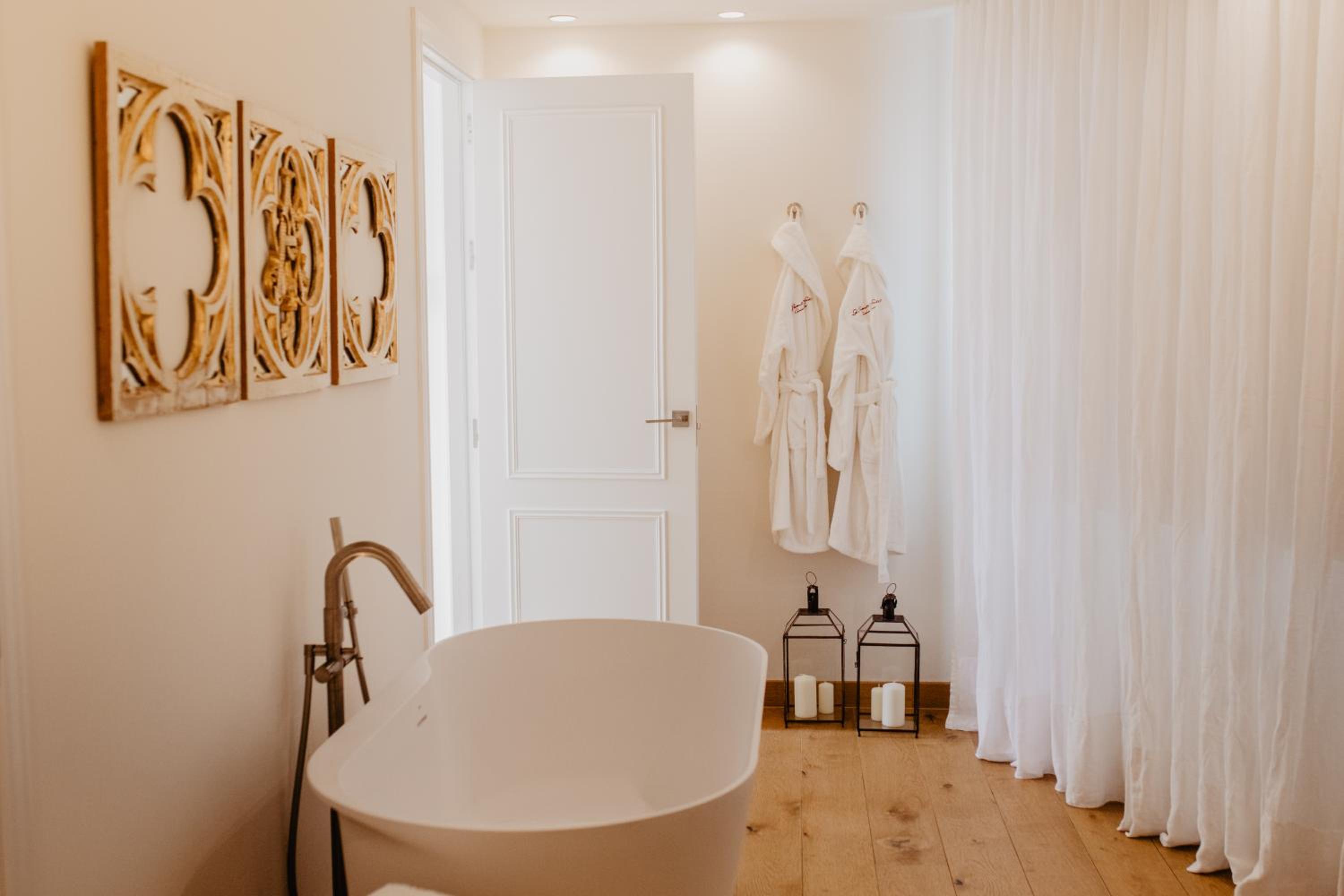 Penthouse Suite with private terrace and view  - Photo 17